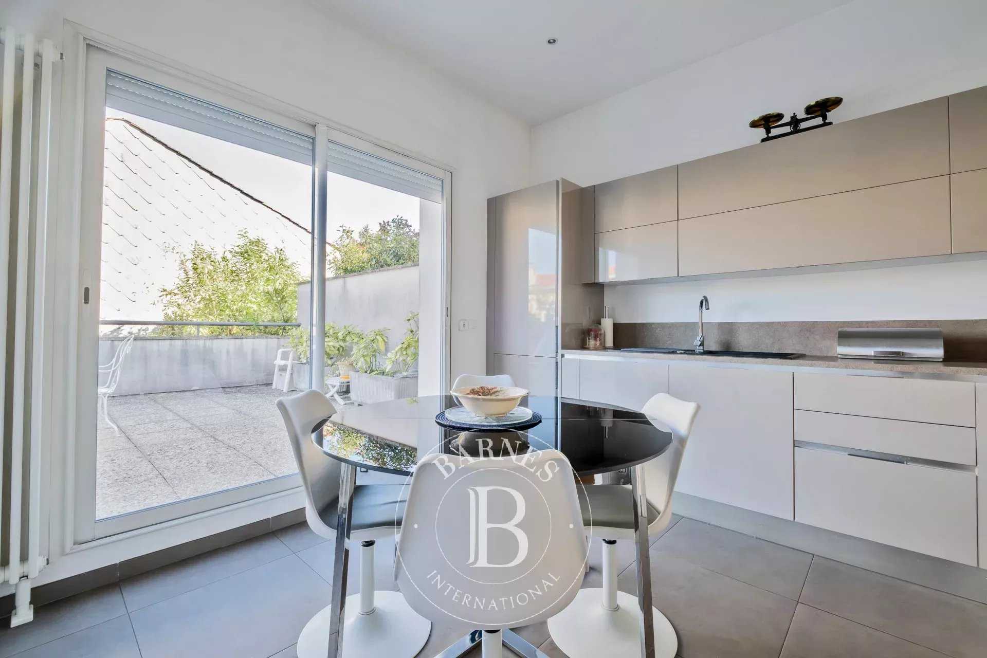 Le Bouscat  - House 6 Bedrooms