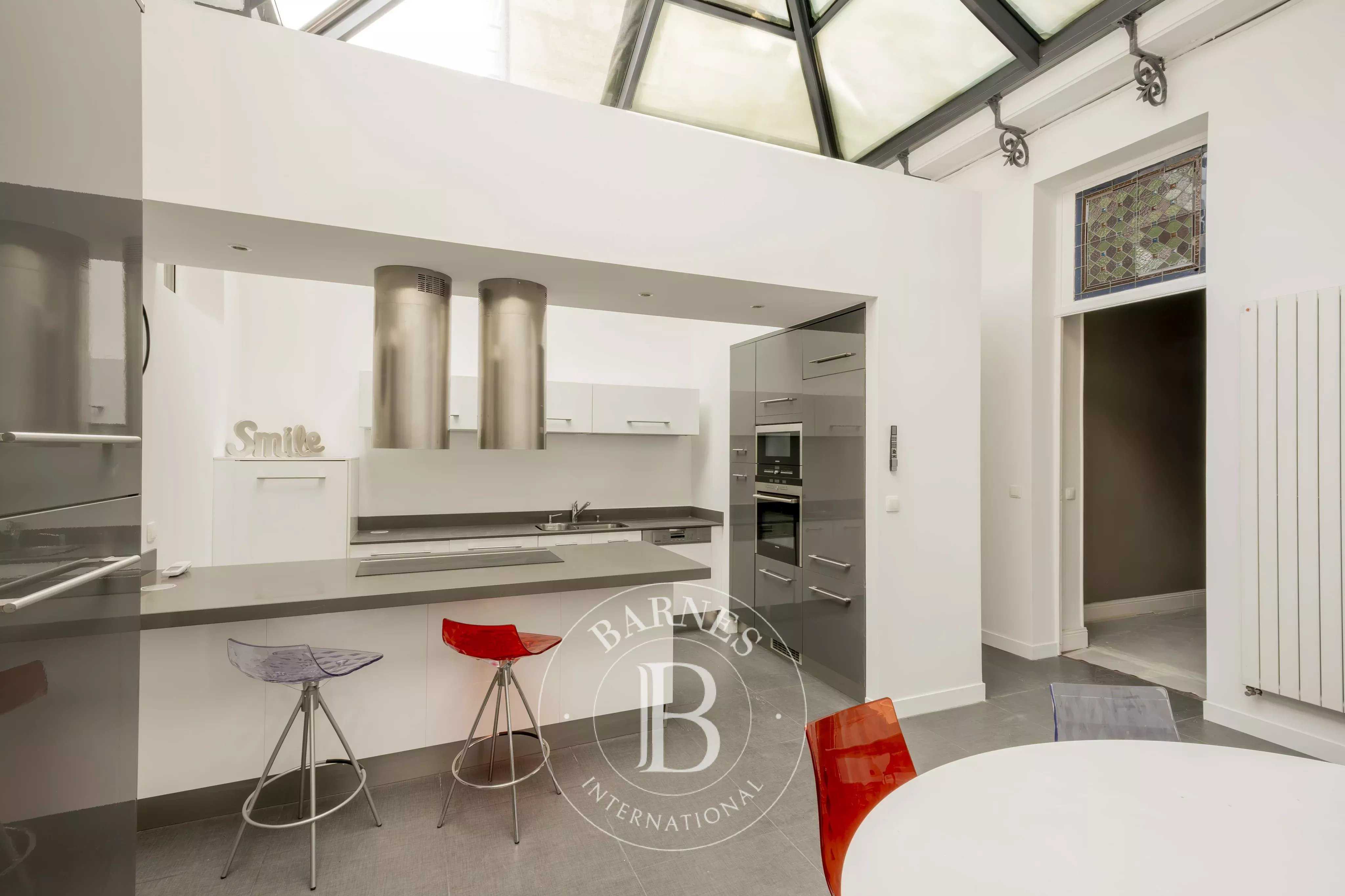 Bordeaux  - Appartement 6 Pi&egrave;ces 3 Chambres