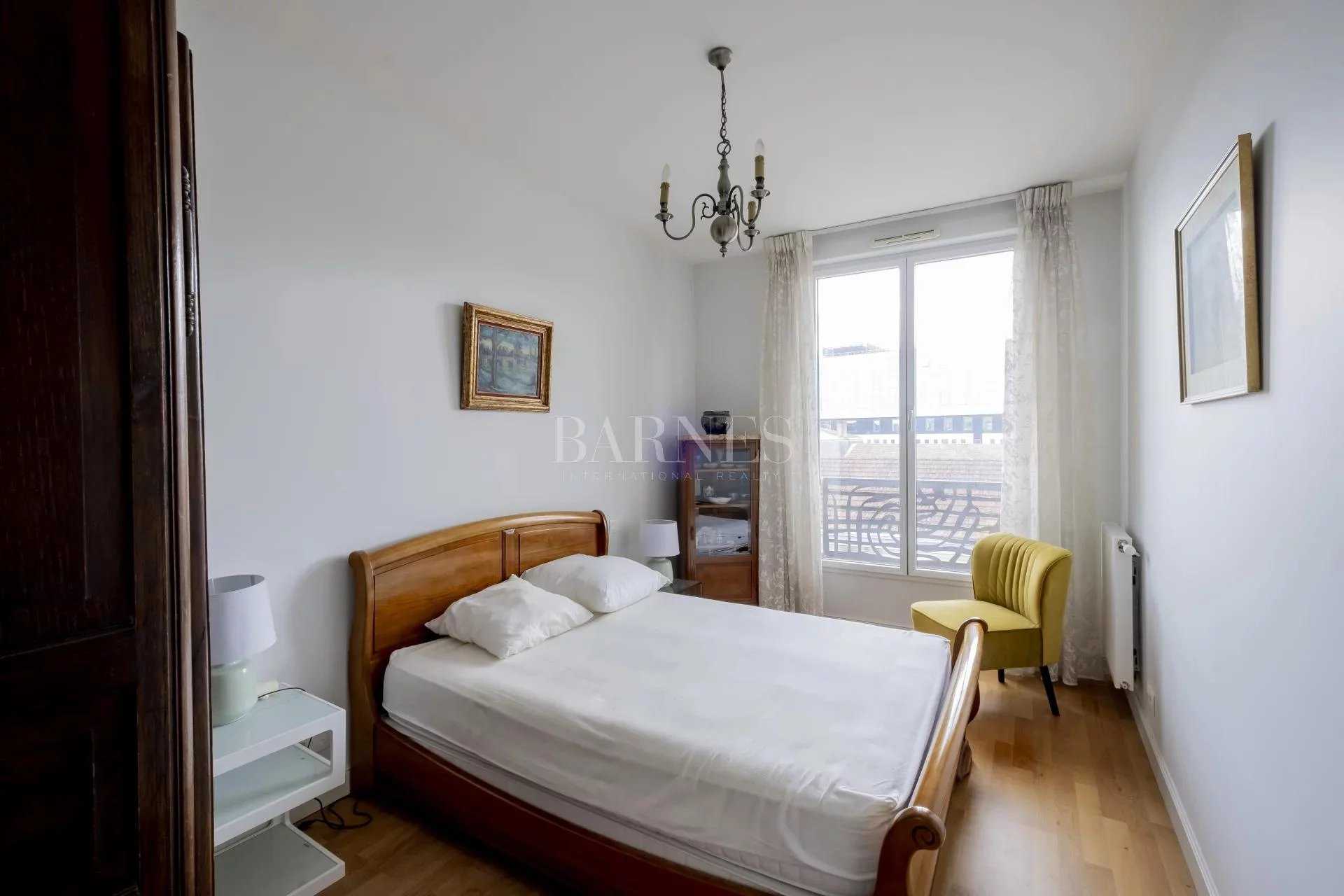 Bordeaux  - Appartement 3 Pièces 2 Chambres