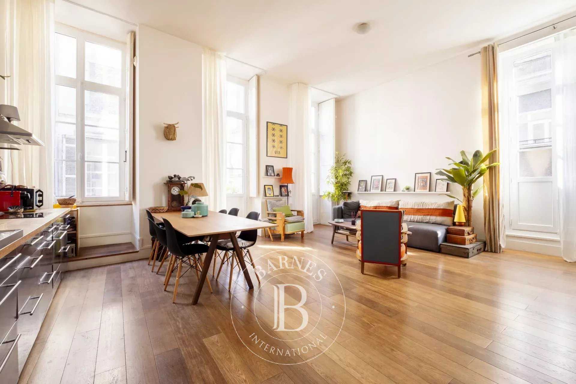 Bordeaux  - Appartement 2 Pièces, 1 Chambre