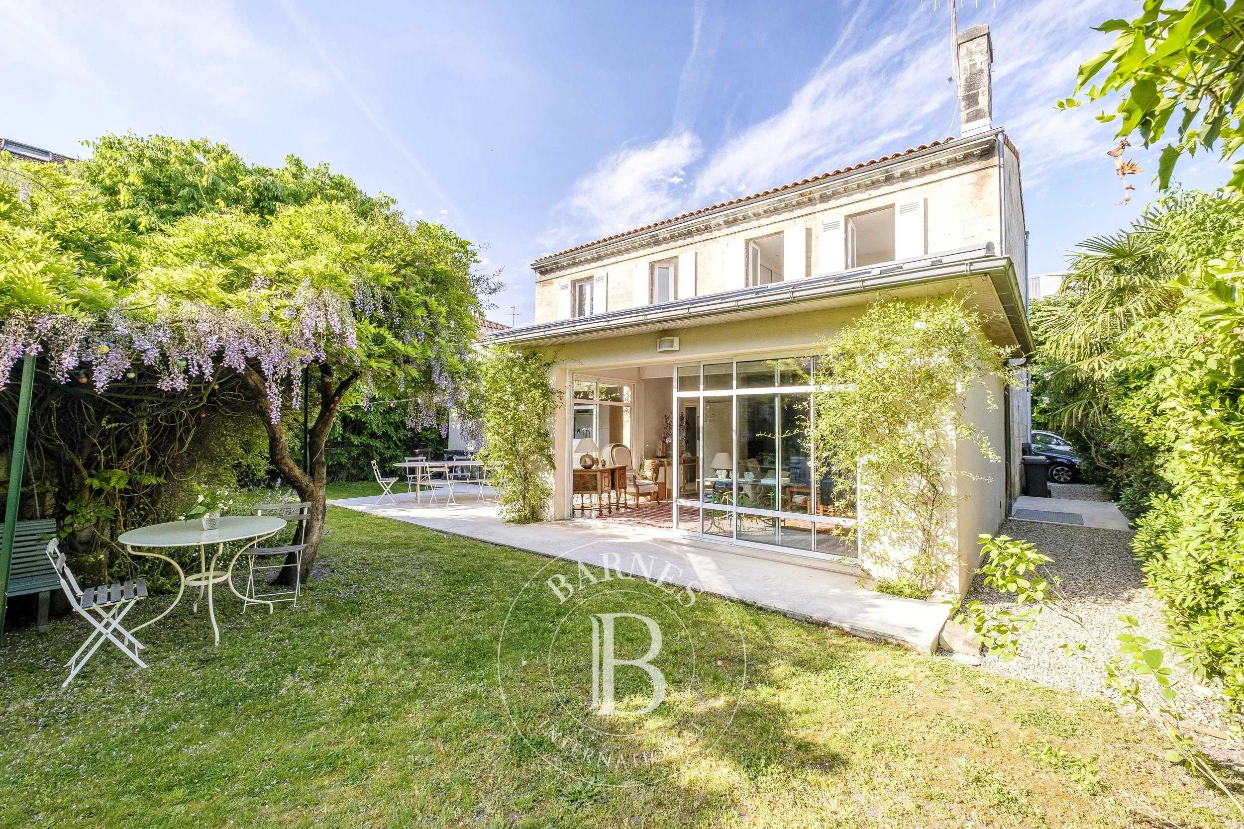 Le Bouscat  - Maison 8 Pi&egrave;ces 5 Chambres