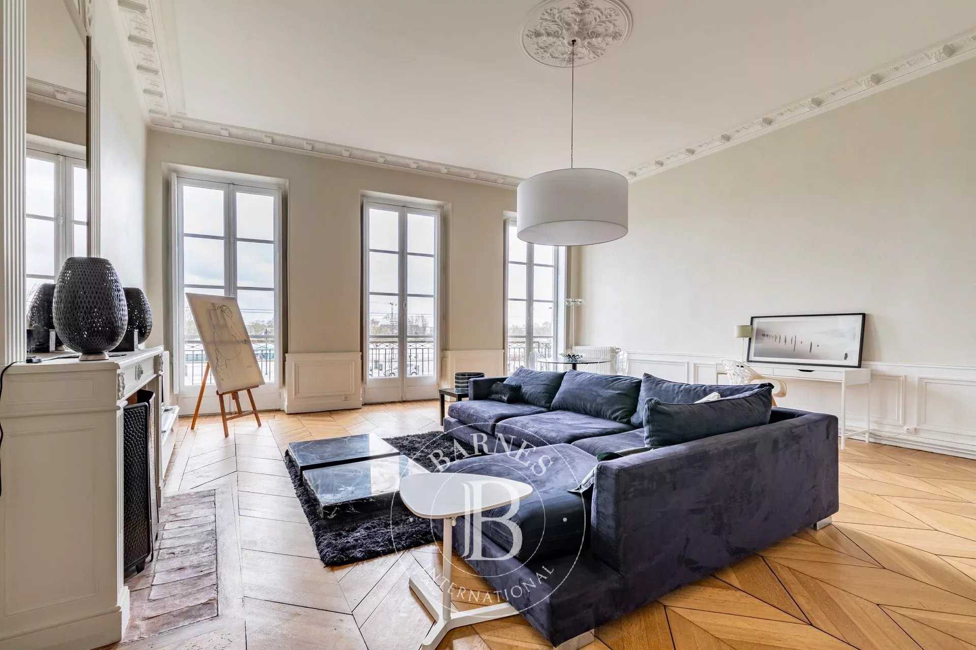 Bordeaux  - Appartement 3 Pi&egrave;ces 2 Chambres