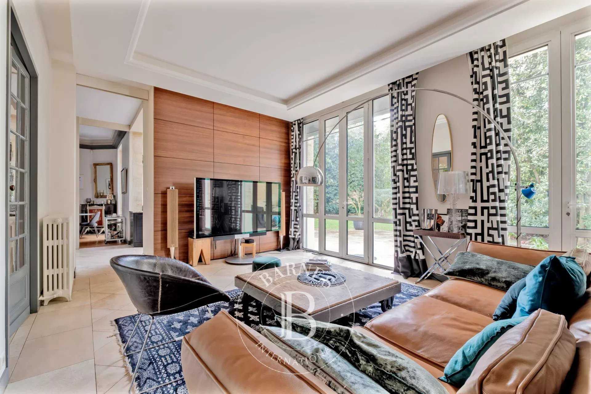 Le Bouscat  - Maison 8 Pi&egrave;ces 5 Chambres