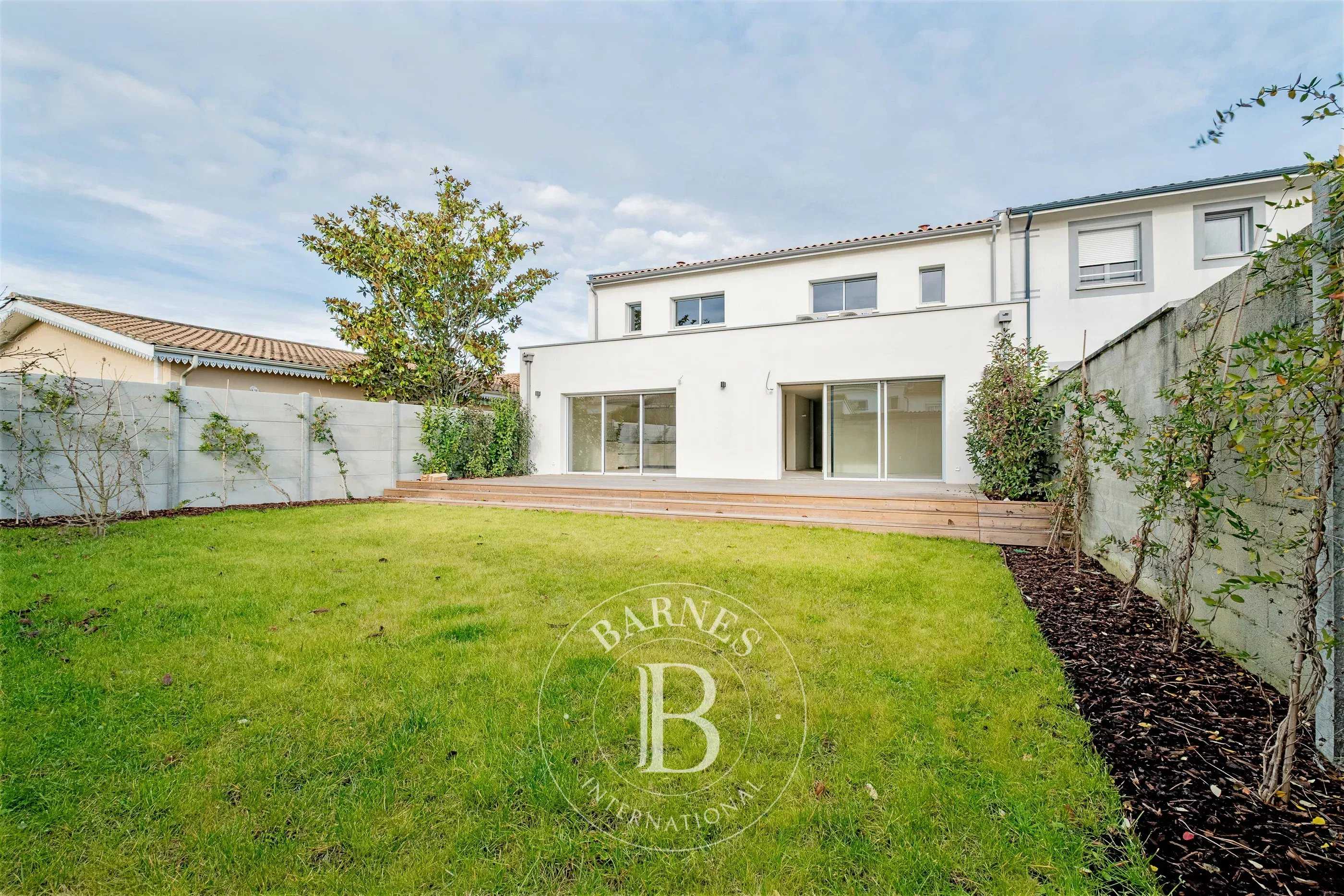 Le Bouscat  - Maison 6 Pi&egrave;ces 4 Chambres