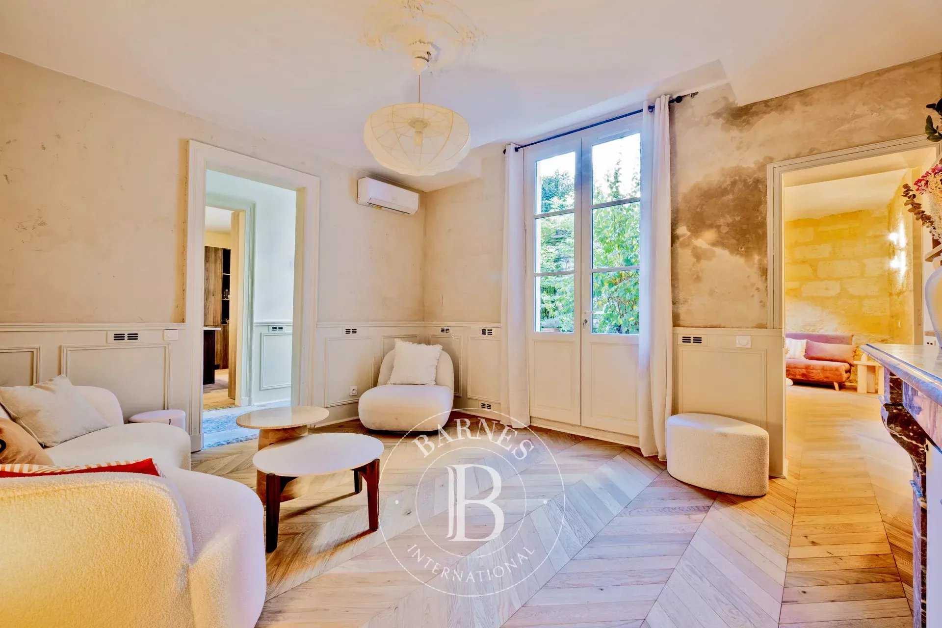 Bordeaux  - Apartment 3 Bedrooms