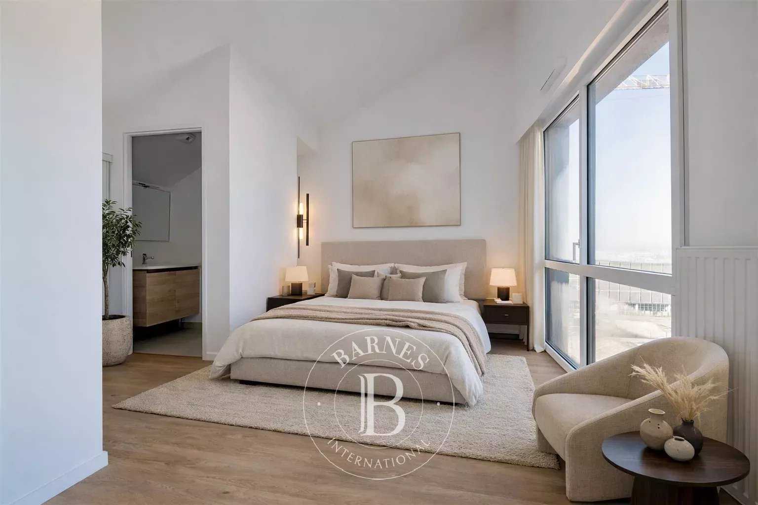 Bordeaux  - Appartement 5 Pi&egrave;ces 3 Chambres