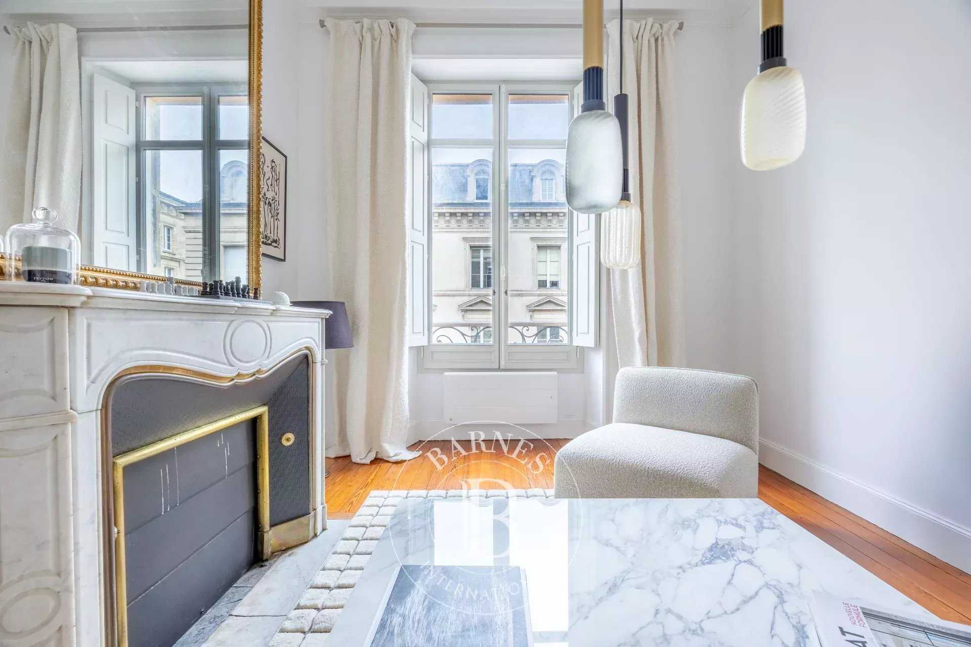 Bordeaux  - Appartement 3 Pièces, 1 Chambre