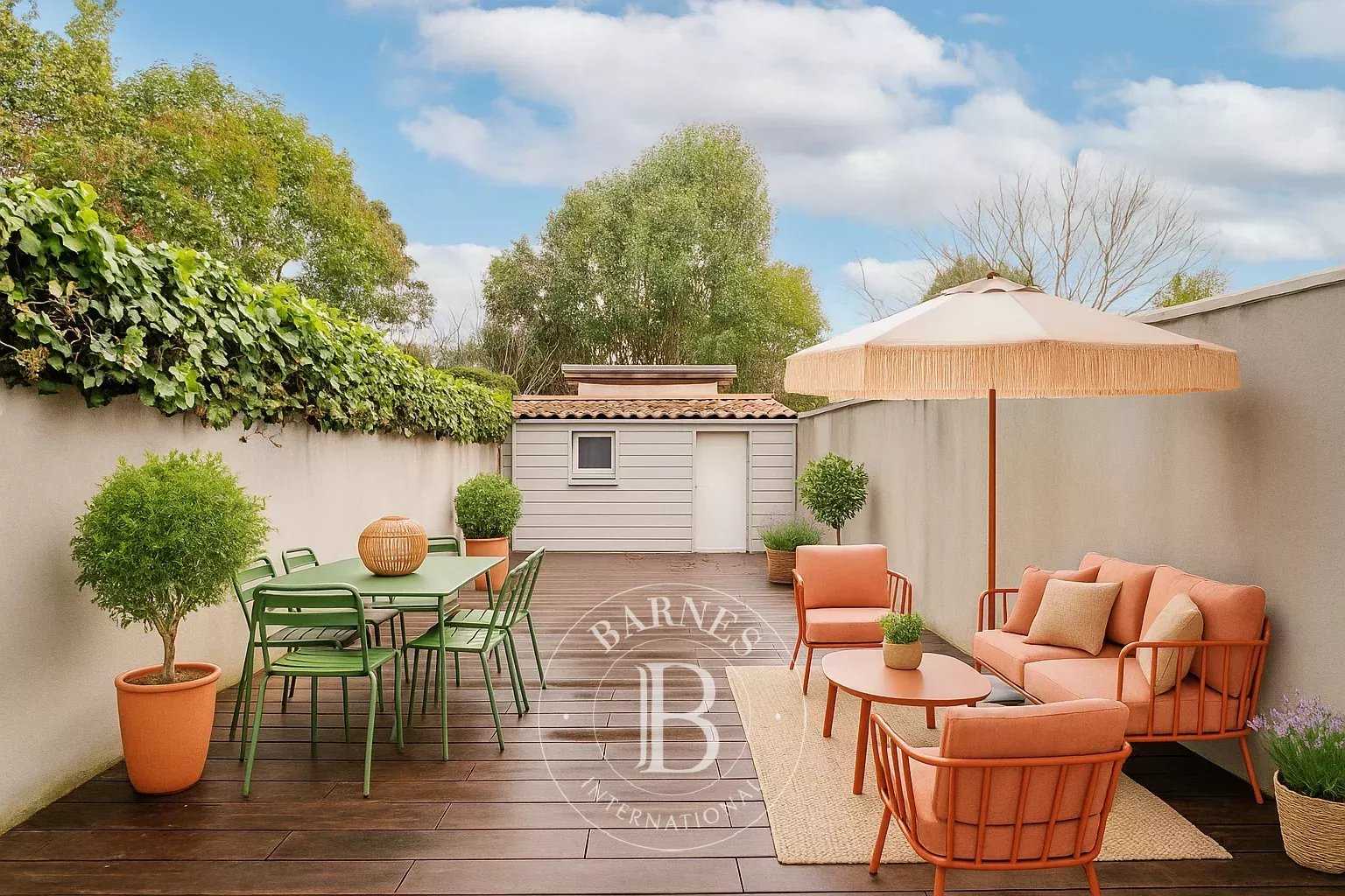 Bordeaux  - Maison 4 Pi&egrave;ces 3 Chambres