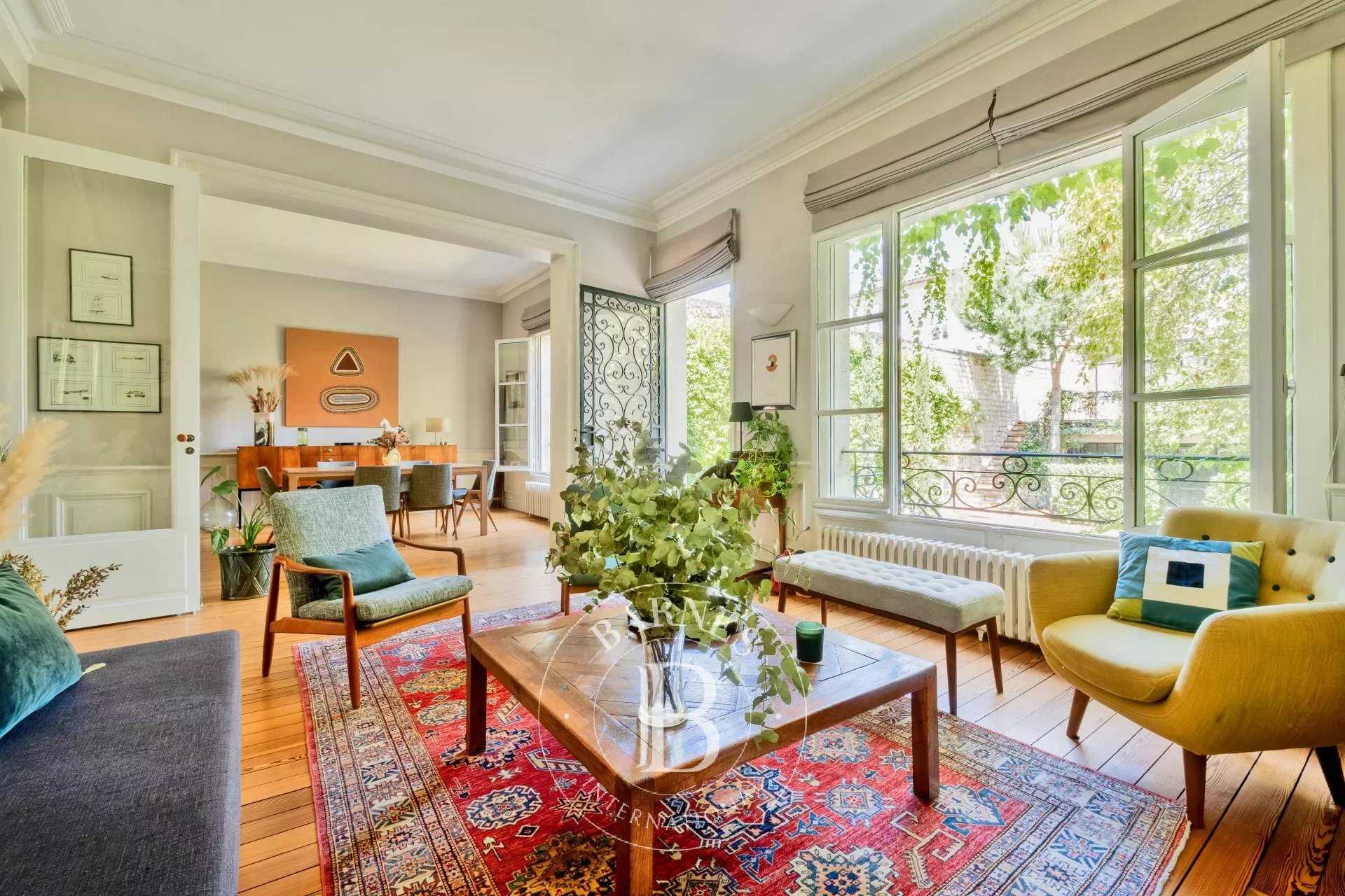 Bordeaux  - House 6 Bedrooms
