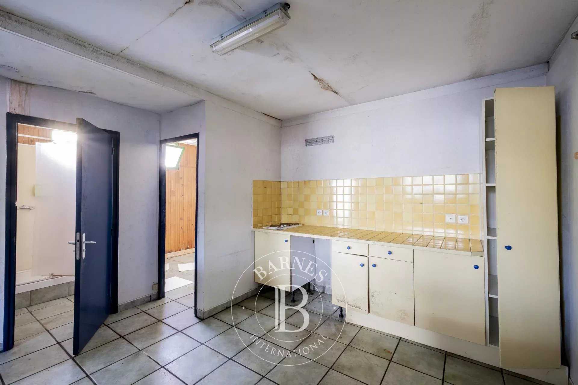 Le Bouscat  - Hangar 