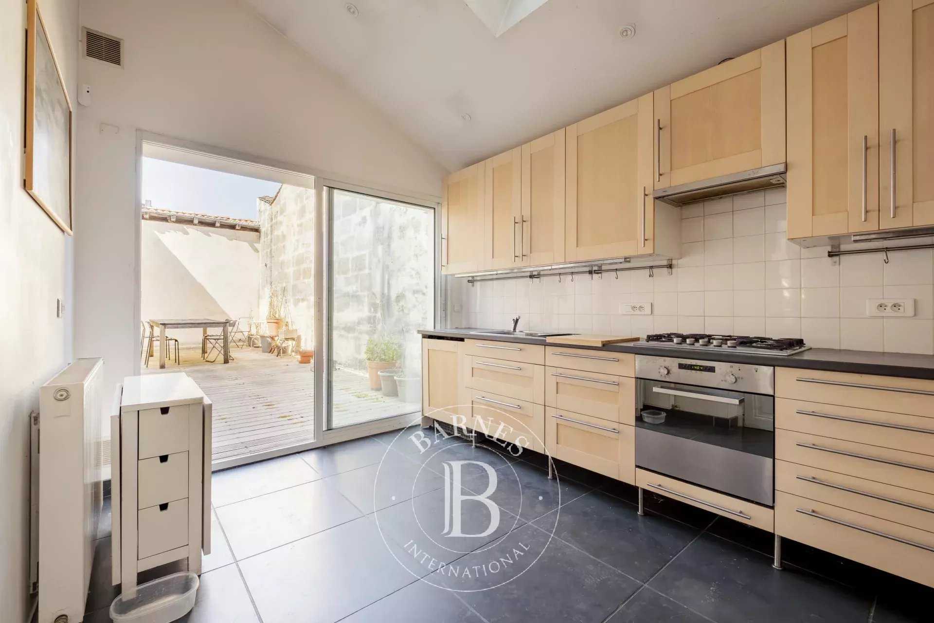 Bordeaux  - Housing estate 4 Bedrooms