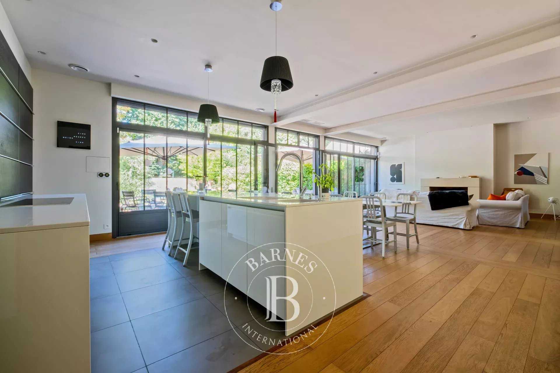 Bordeaux  - House 4 Bedrooms