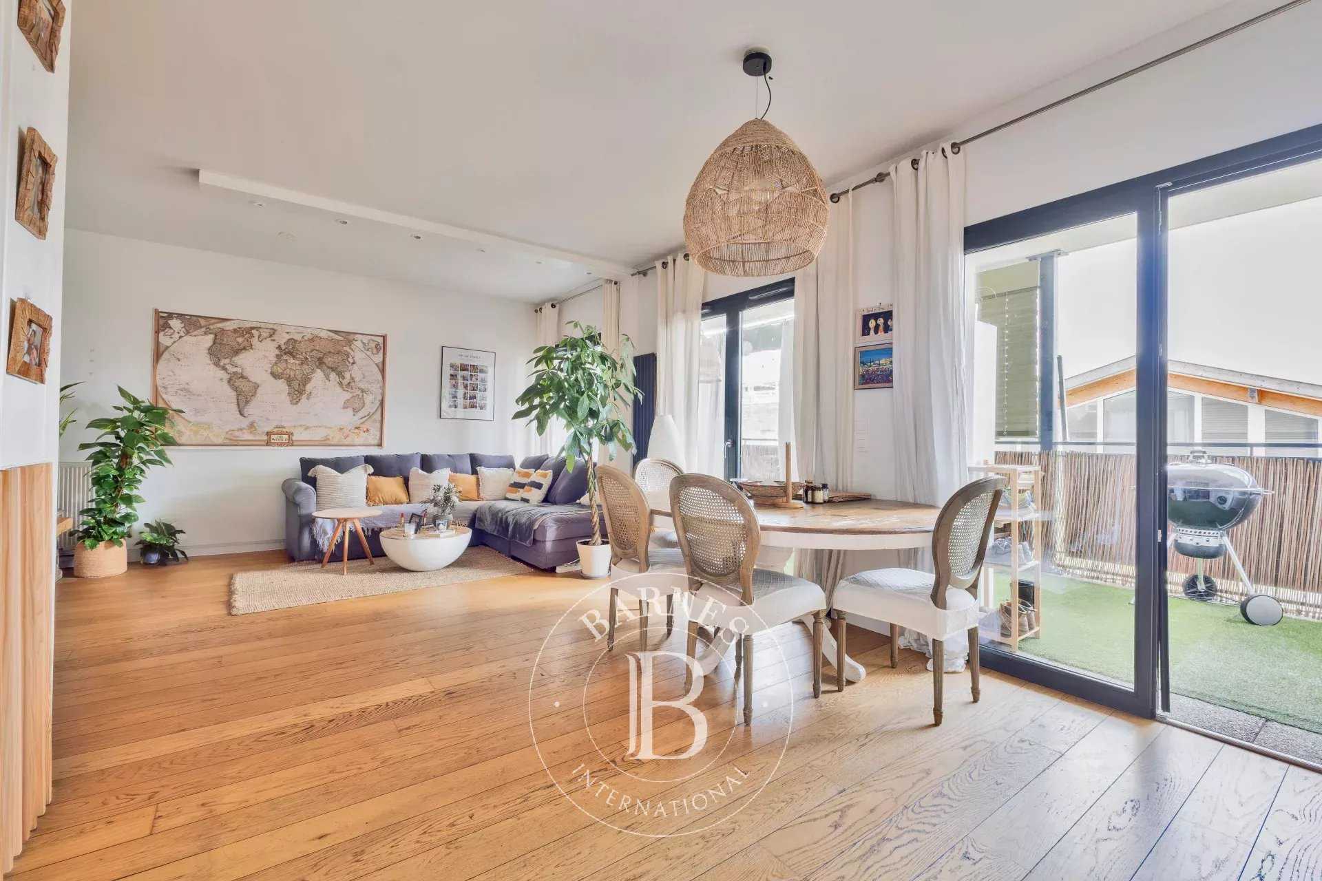 Bordeaux  - Appartement 4 Pi&egrave;ces 3 Chambres