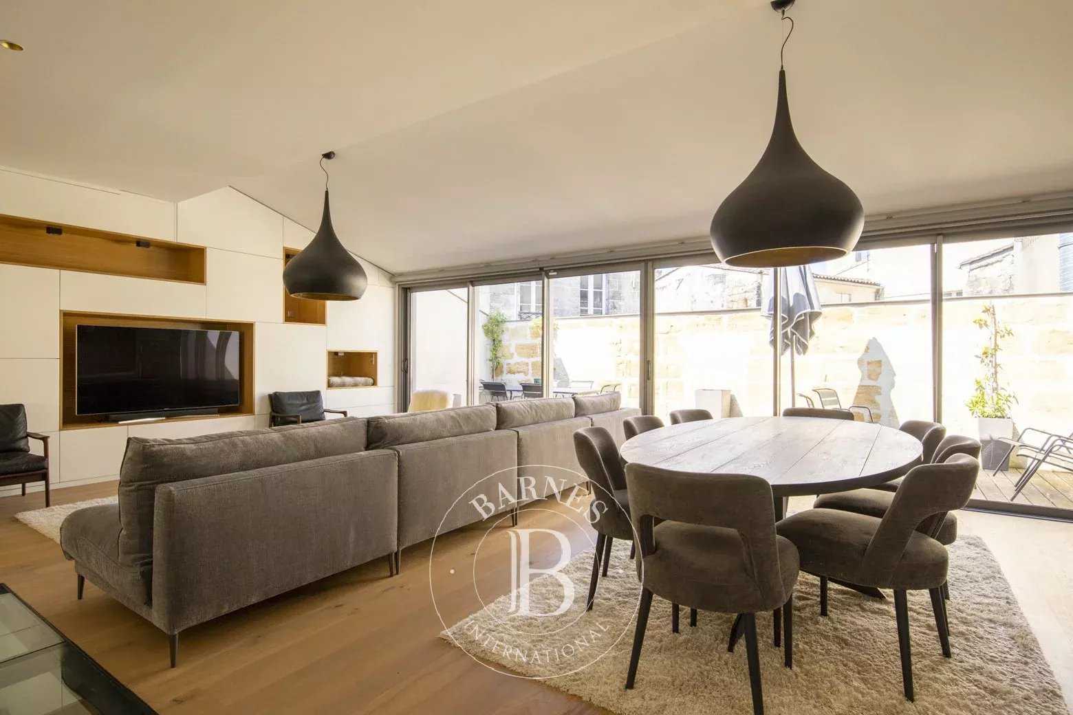 Bordeaux  - Apartment 3 Bedrooms