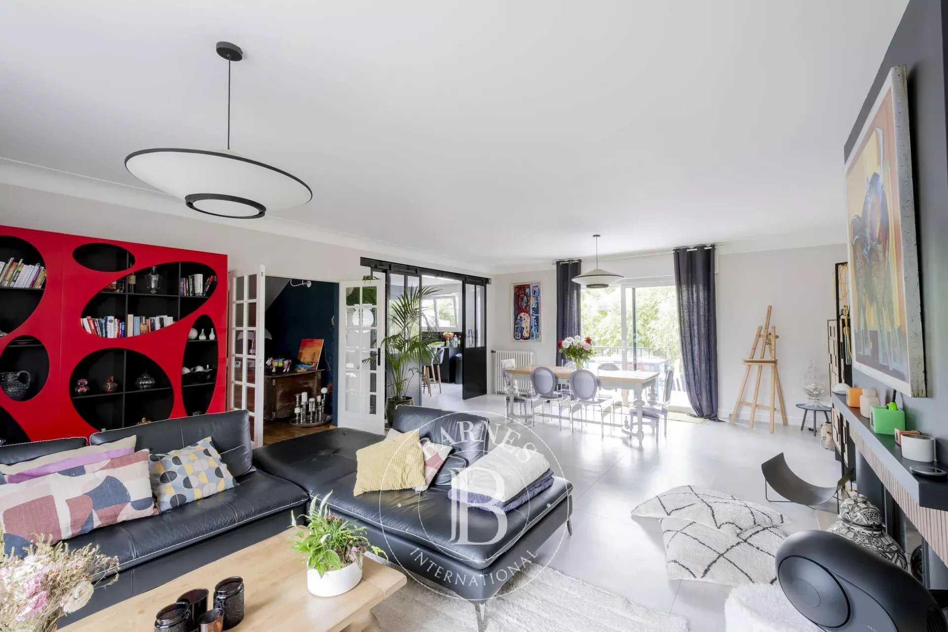 Talence  - Maison 6 Pièces 5 Chambres
