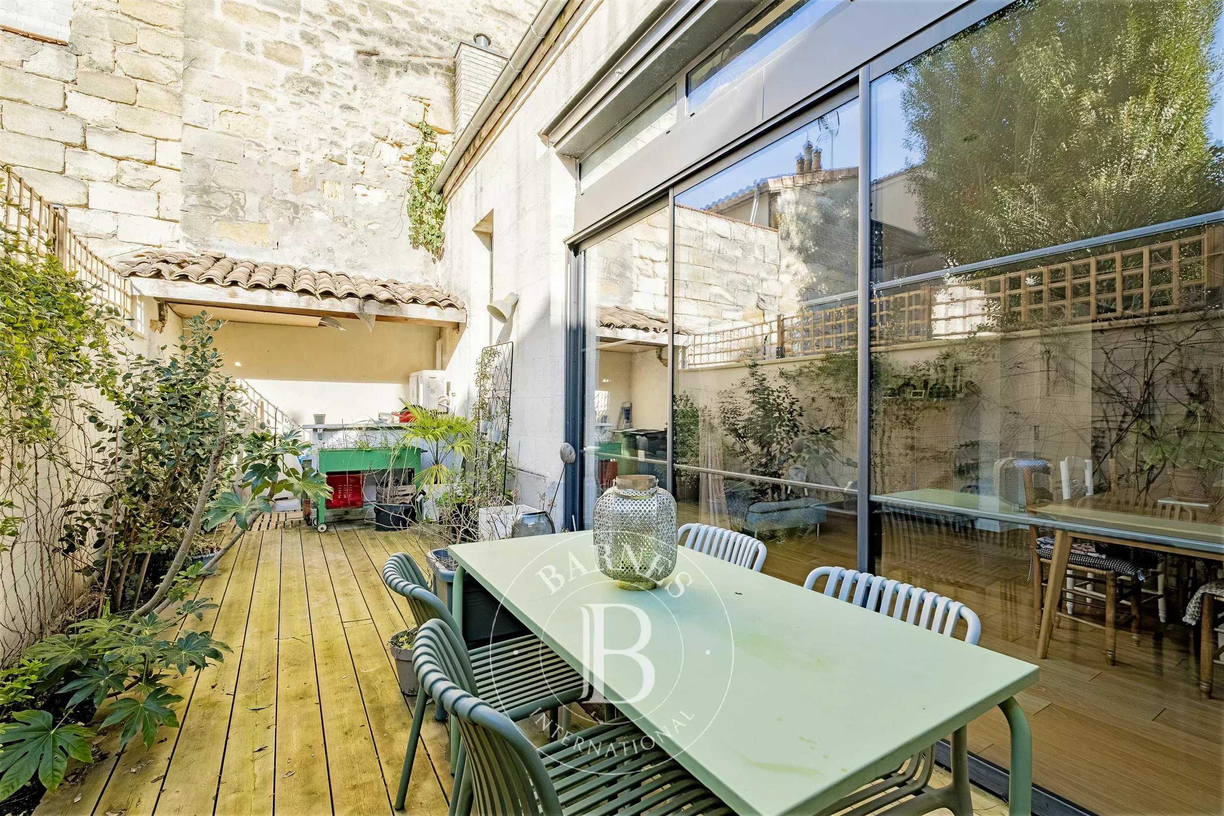 Bordeaux  - Maison 6 Pi&egrave;ces 4 Chambres