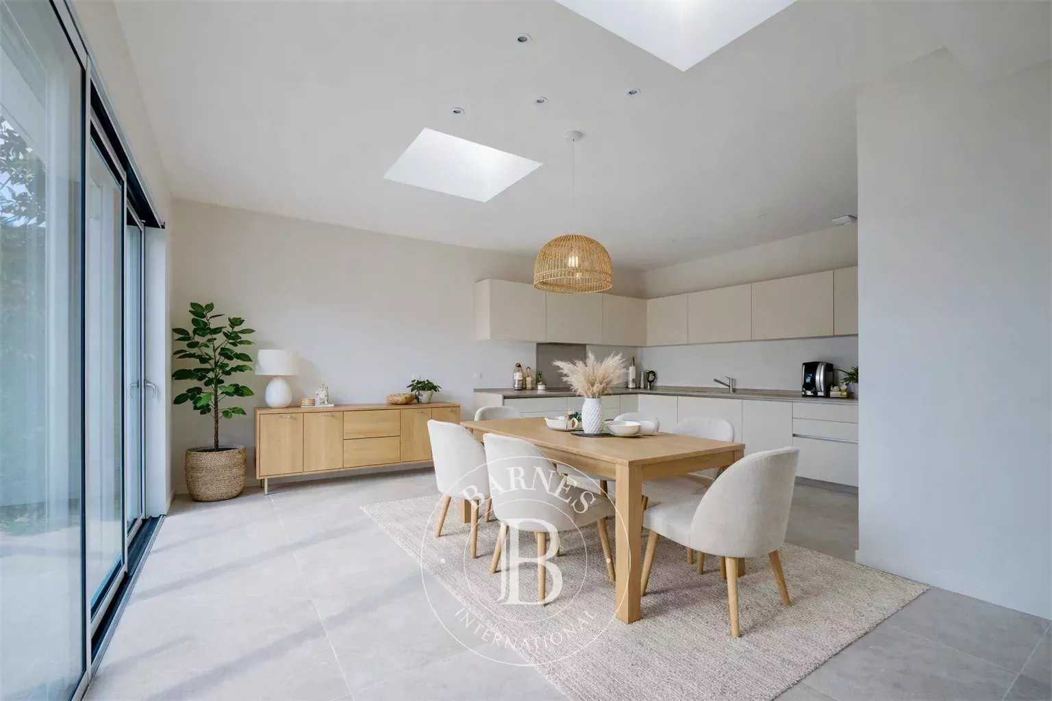 Le Bouscat  - Maison 6 Pi&egrave;ces 4 Chambres