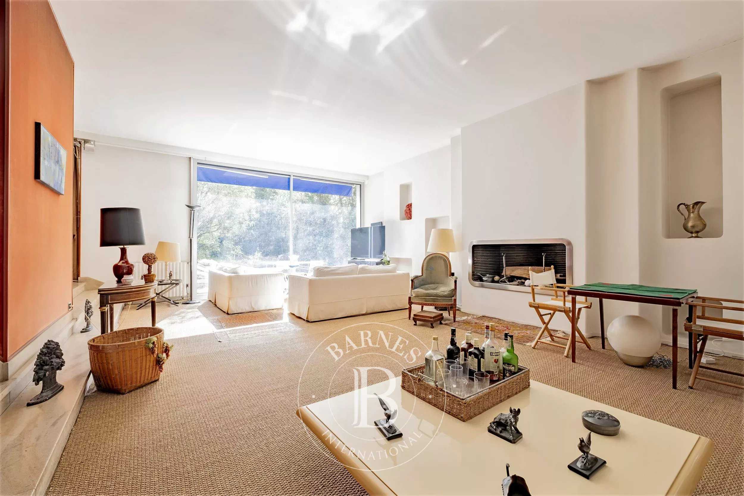 Bordeaux  - Villa 6 Pi&egrave;ces 4 Chambres