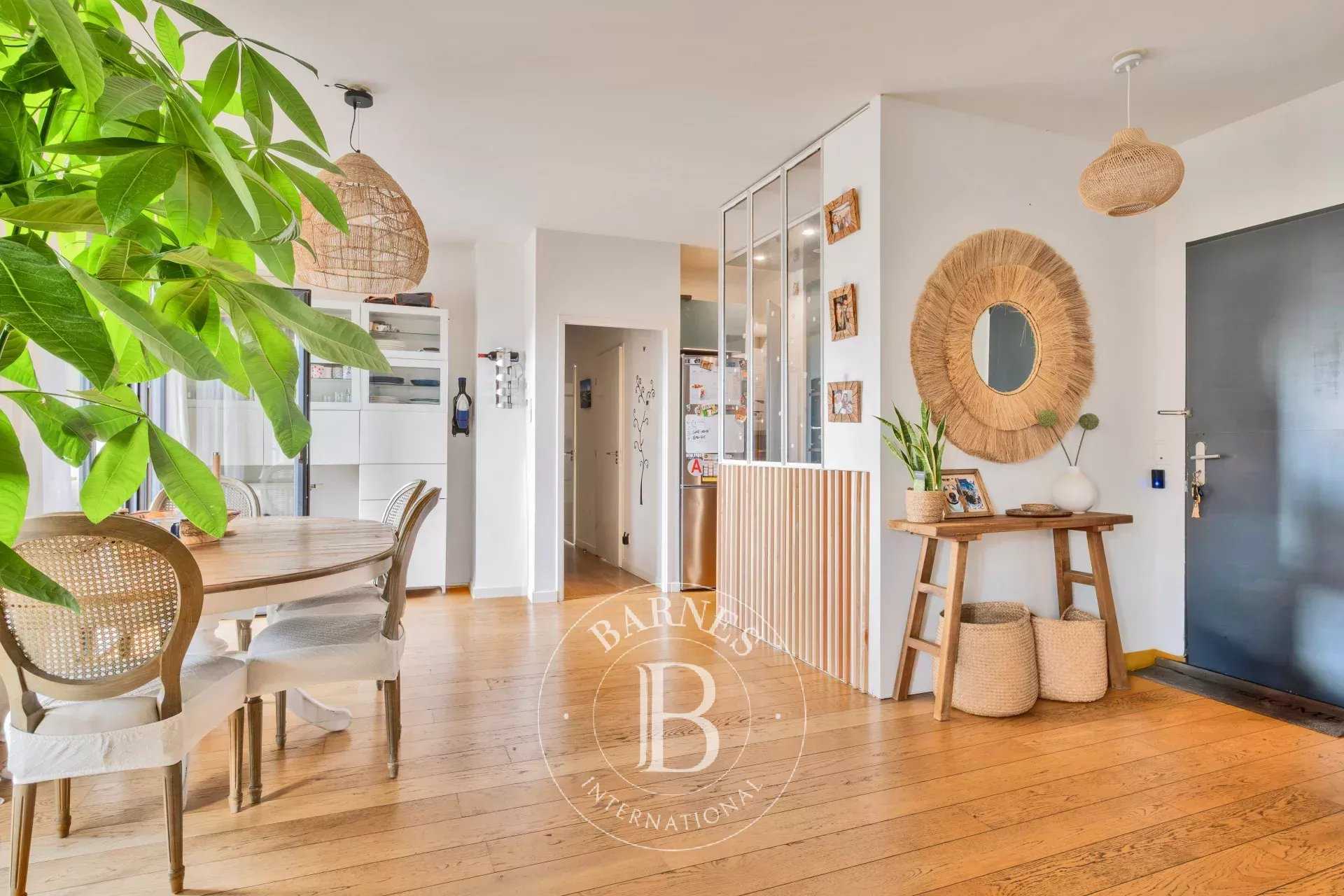 Bordeaux  - Appartement 4 Pi&egrave;ces 3 Chambres