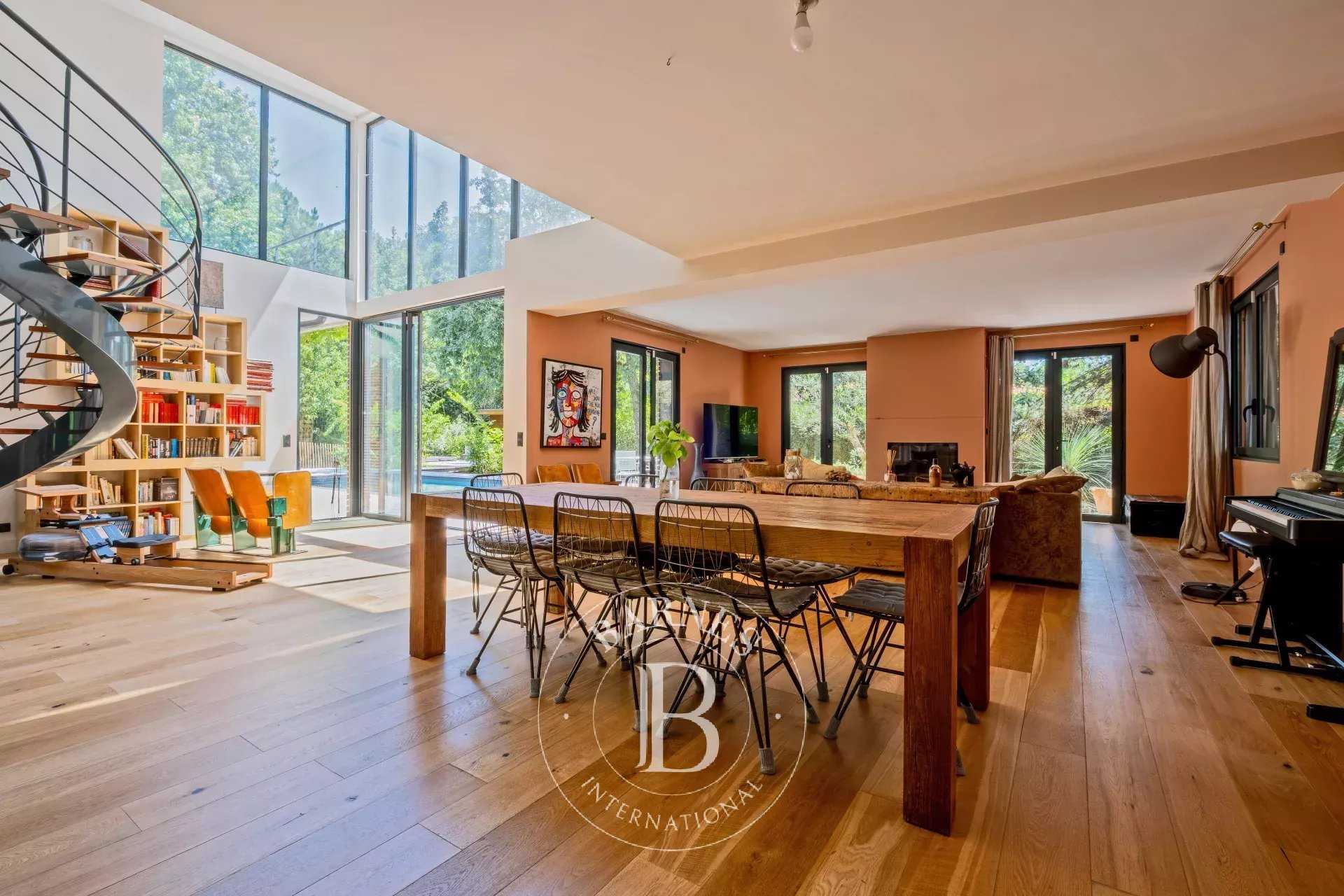 Bordeaux  - House 5 Bedrooms