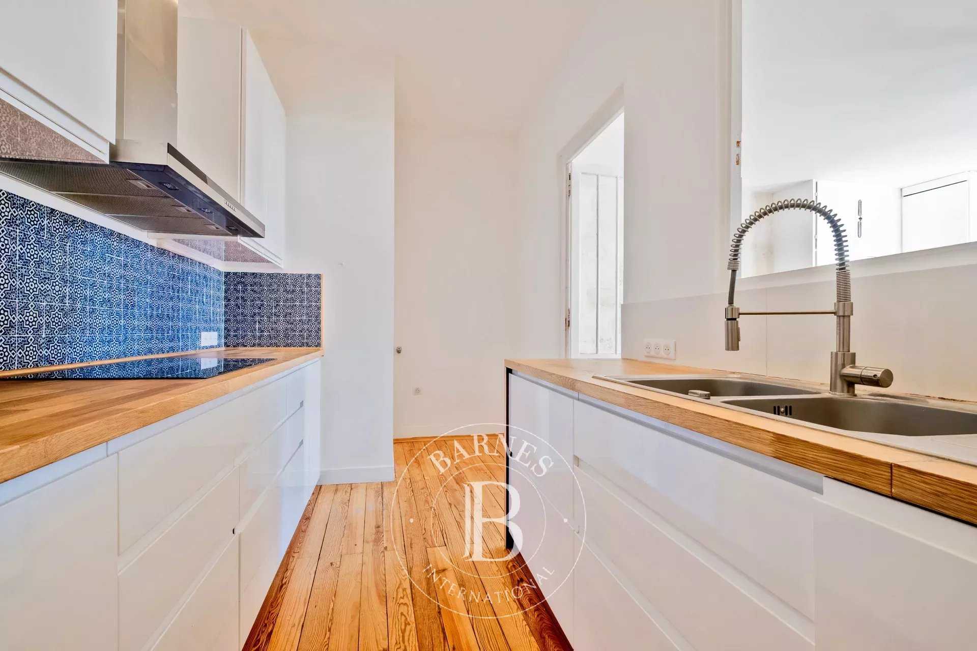 Bordeaux  - Apartment 4 Bedrooms