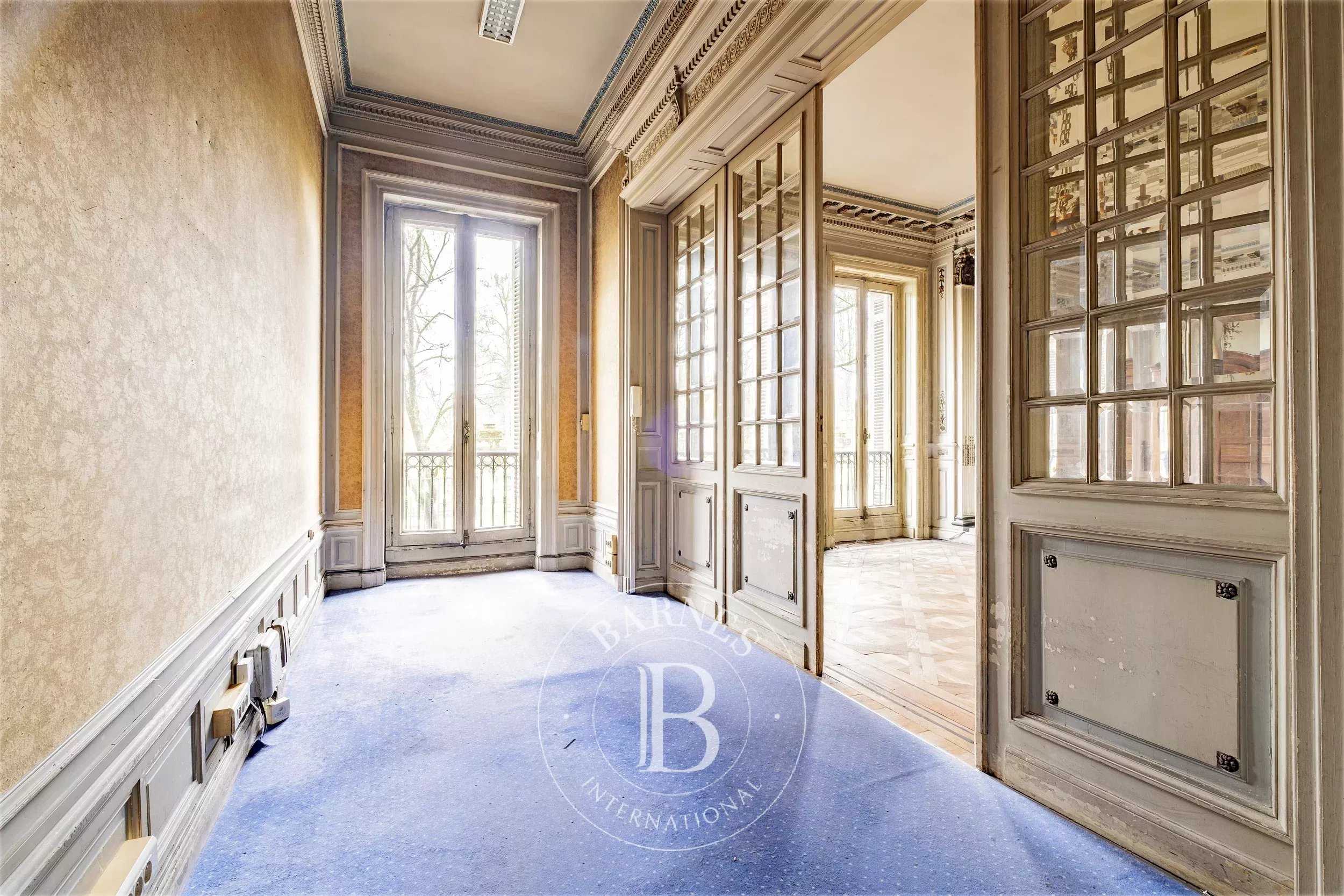 Bordeaux  - Appartement 8 Pi&egrave;ces