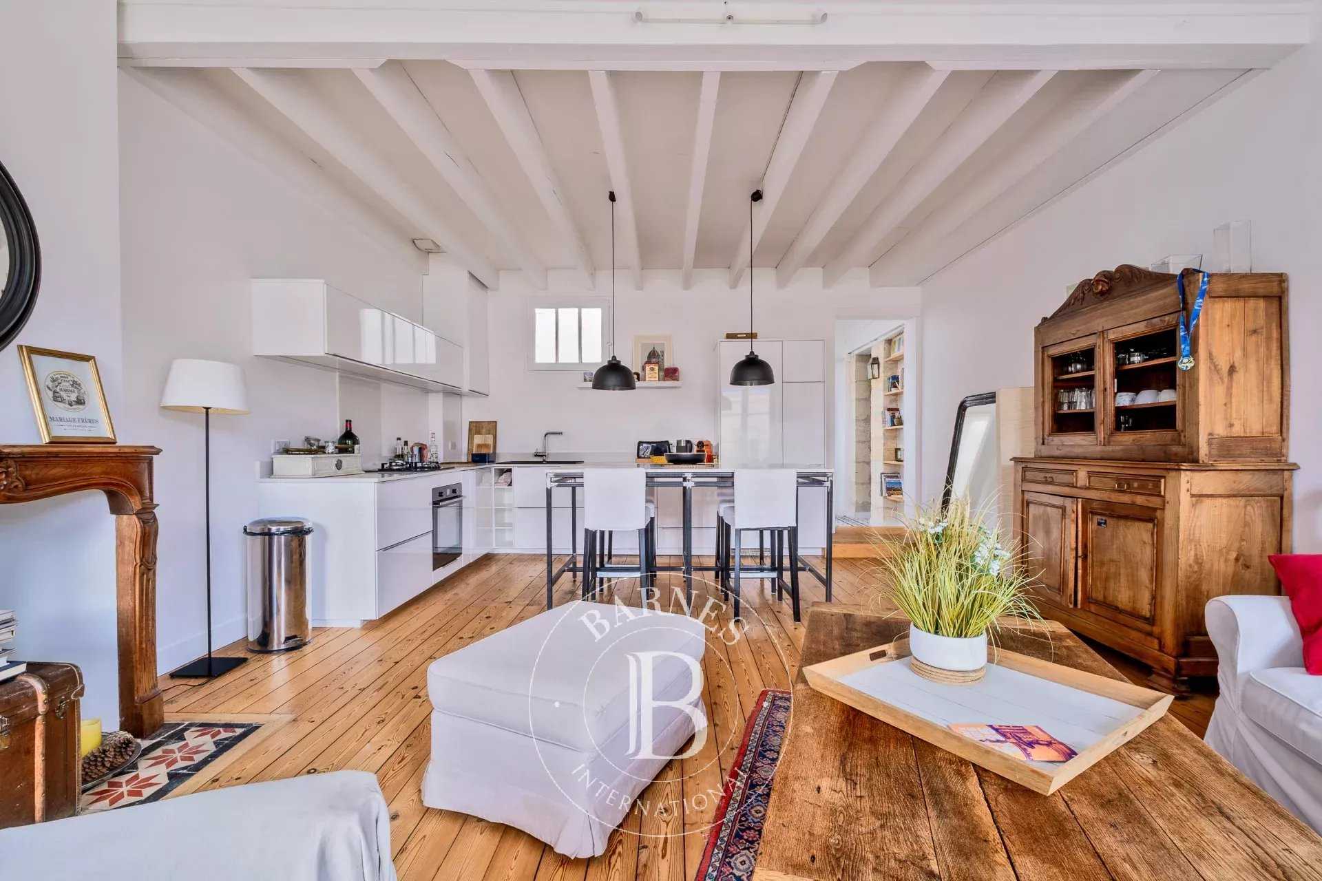 Bordeaux  - Appartement 4 Pi&egrave;ces 3 Chambres