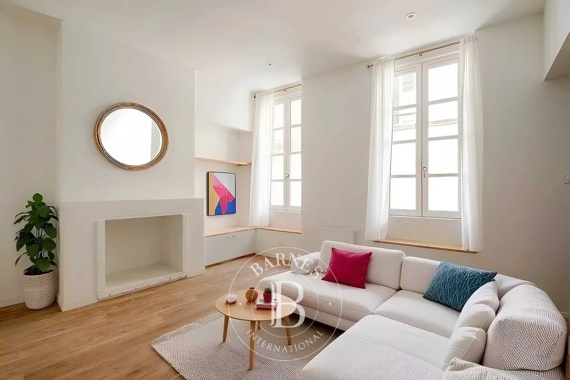 Appartement Bordeaux  -  ref 85842416 (picture 1)