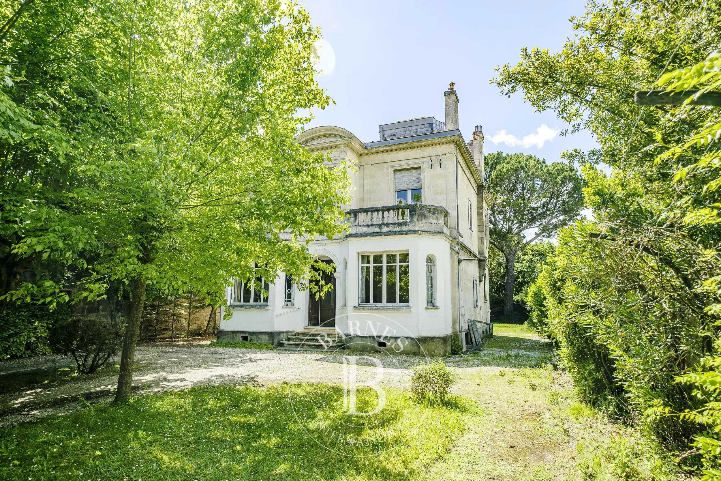 Le Bouscat  - Maison 8 Pi&egrave;ces 4 Chambres