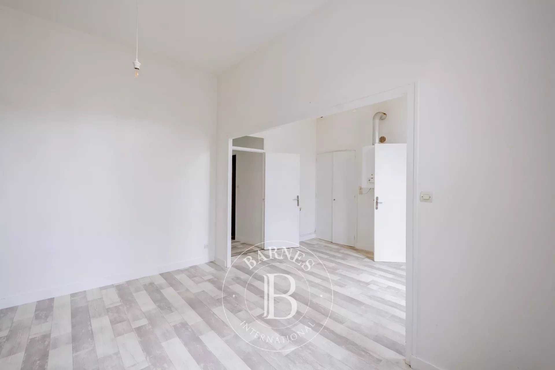 Apartment Bordeaux  -  ref 84443690 (picture 3)