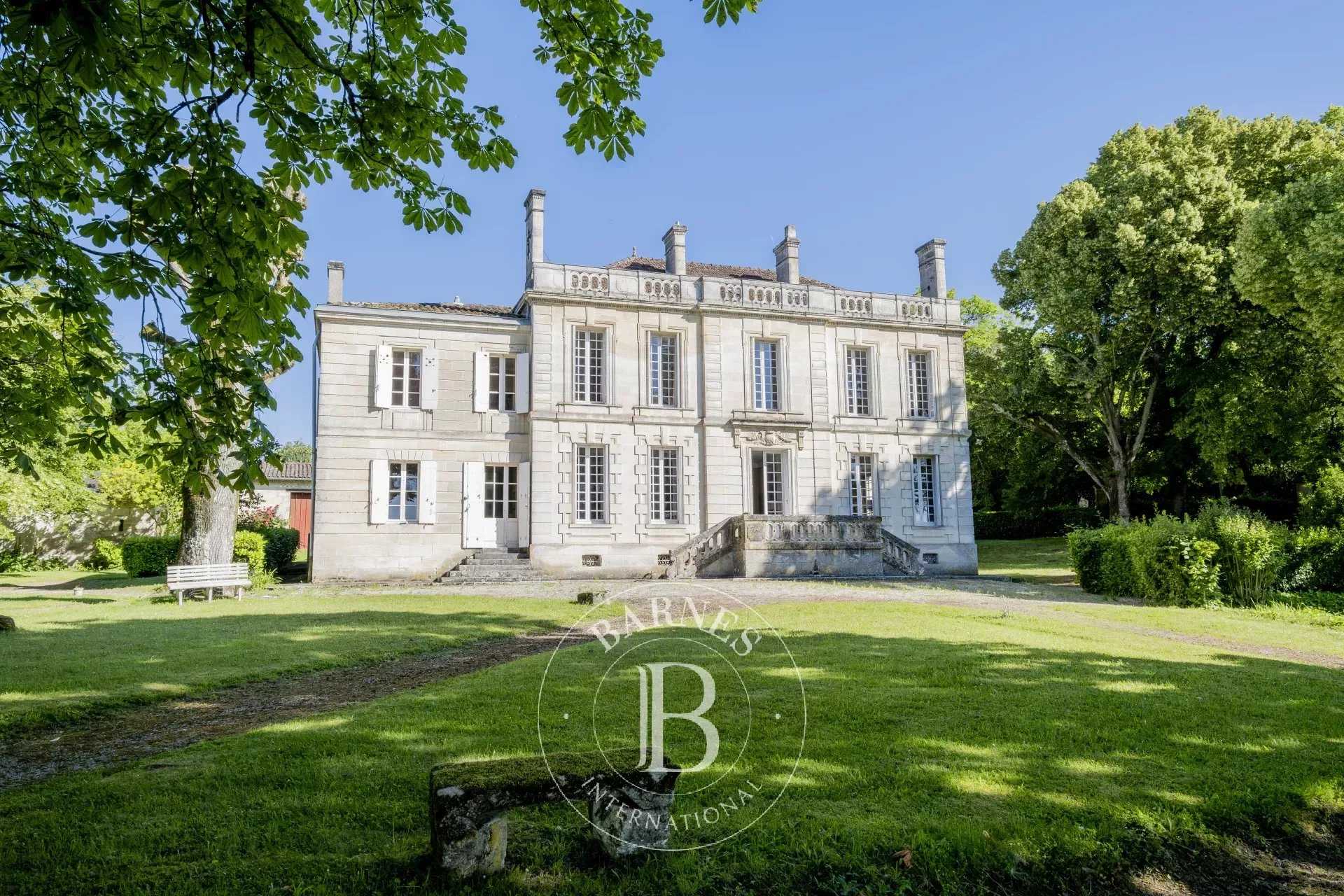 Property Bordeaux  -  ref 84981019 (picture 1)