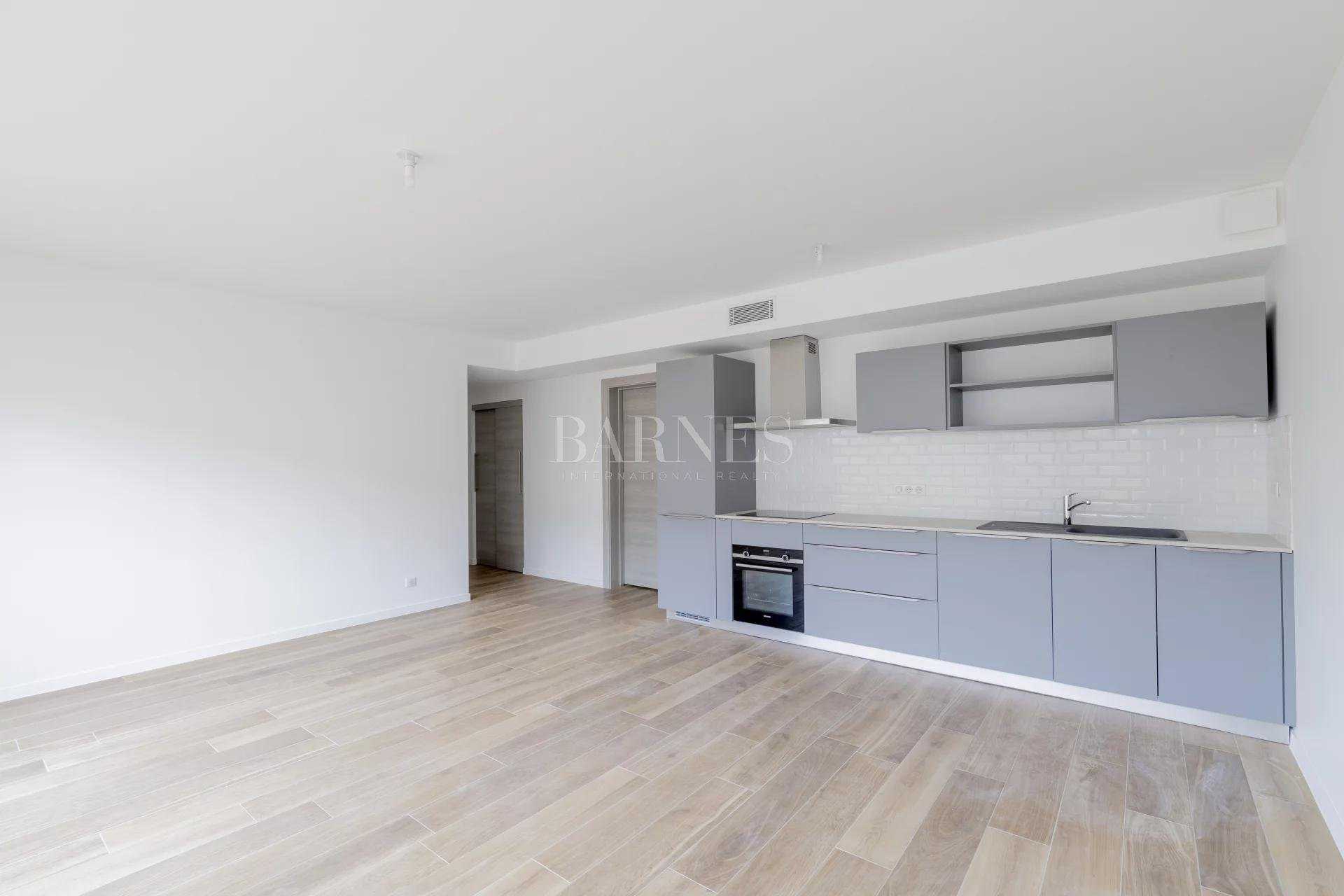 Apartment Bordeaux  -  ref 4043865 (picture 1)
