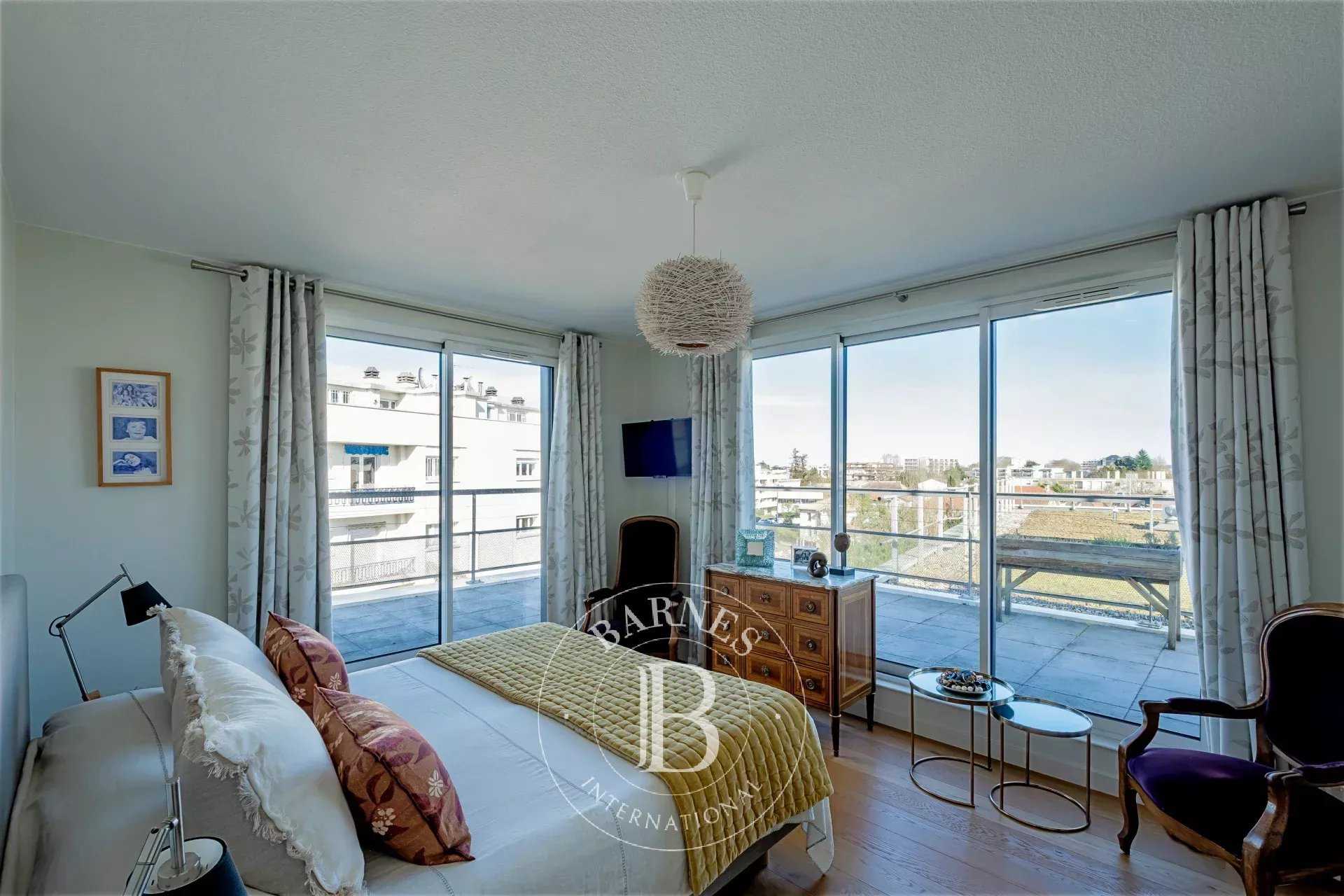 Appartement Bordeaux  -  ref 85303718 (picture 2)