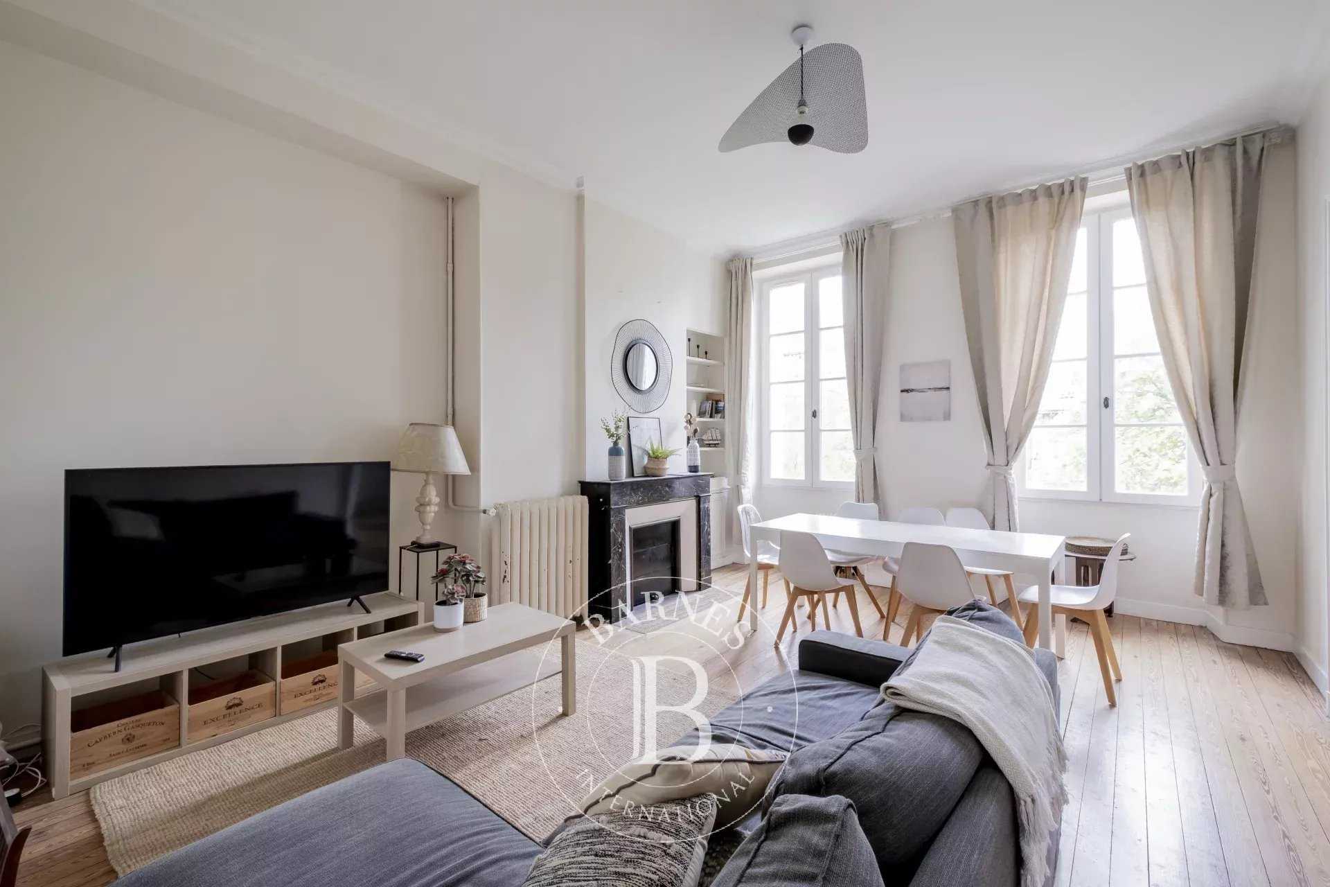 Ensemble immobilier Bordeaux  -  ref 83044025 (picture 1)