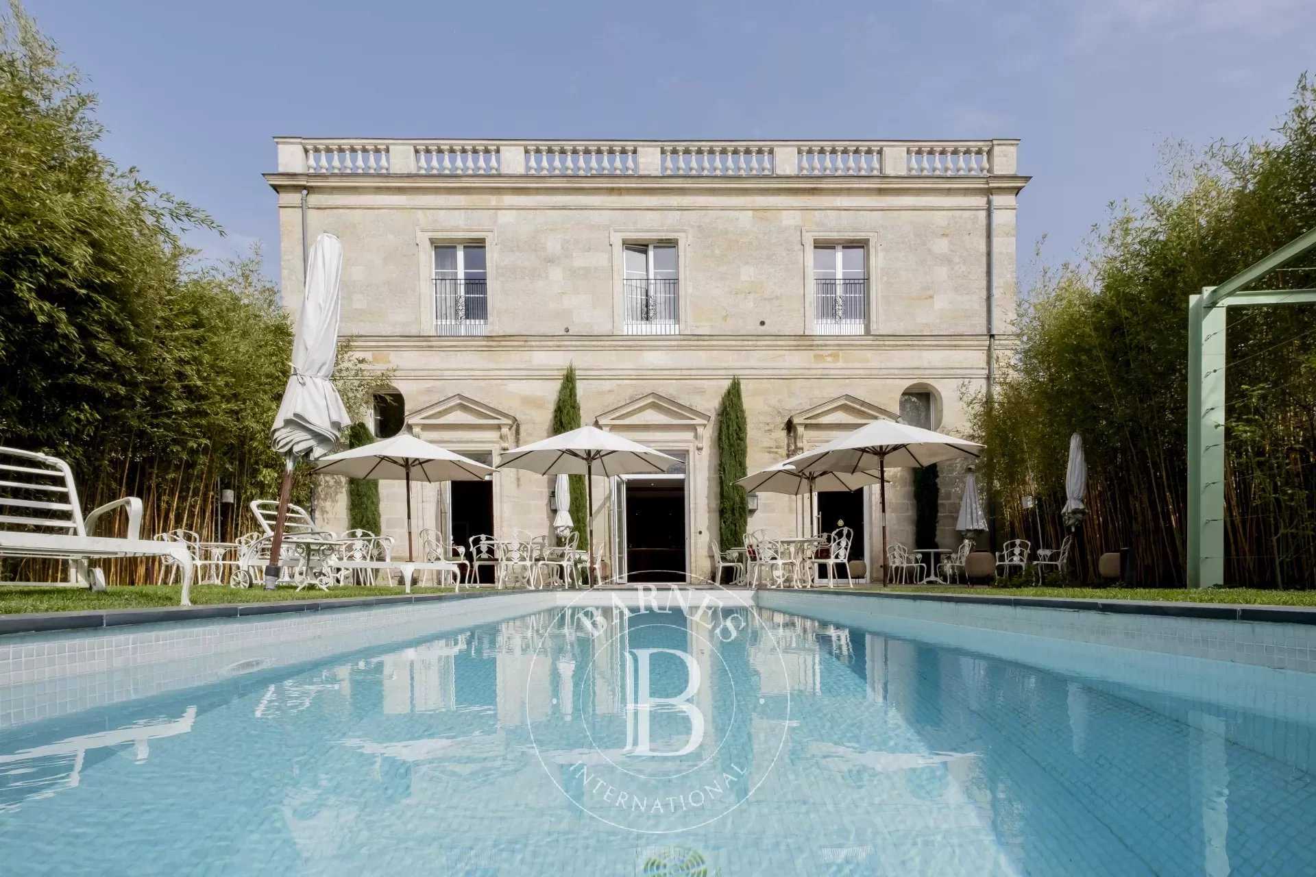 Luxury-properties Le Bouscat