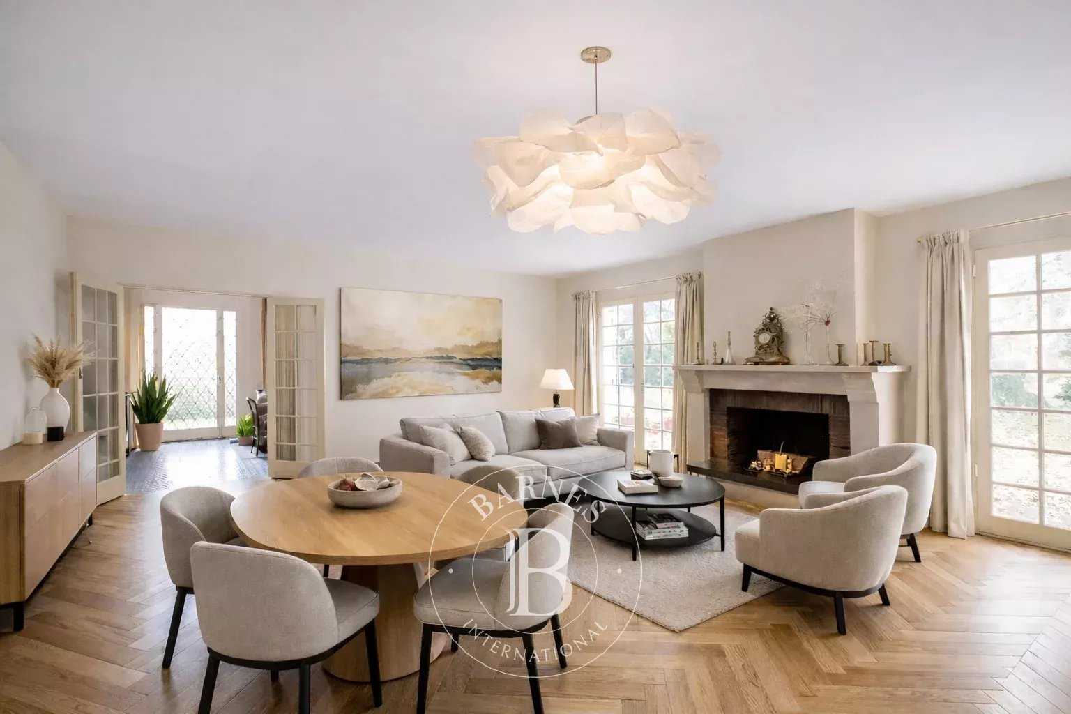 Maison Bordeaux  -  ref 84045594 (picture 1)