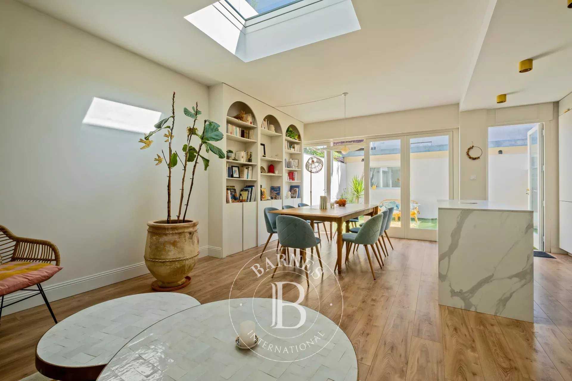 Maison Bordeaux  -  ref 86180301 (picture 1)