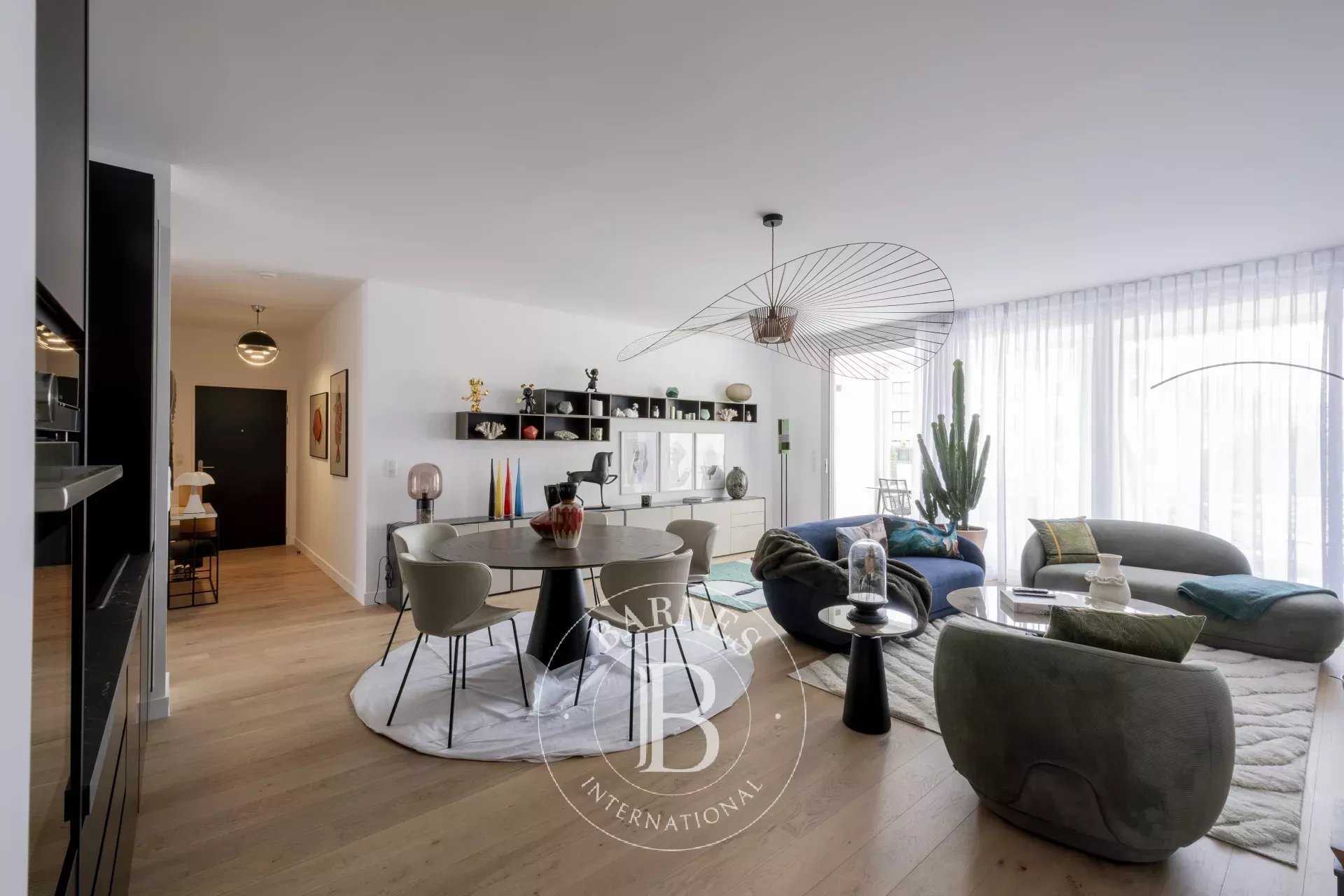 Appartement Bordeaux  -  ref 84927678 (picture 1)