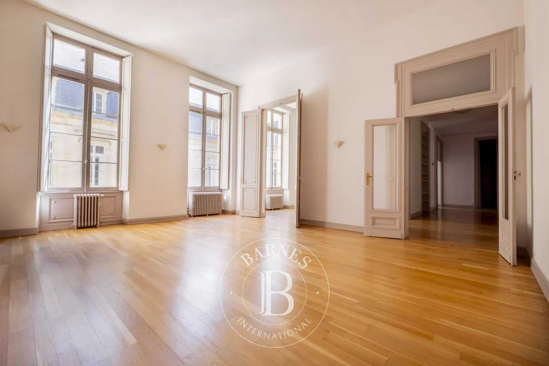 Appartement Bordeaux  -  ref 85791392 (picture 2)