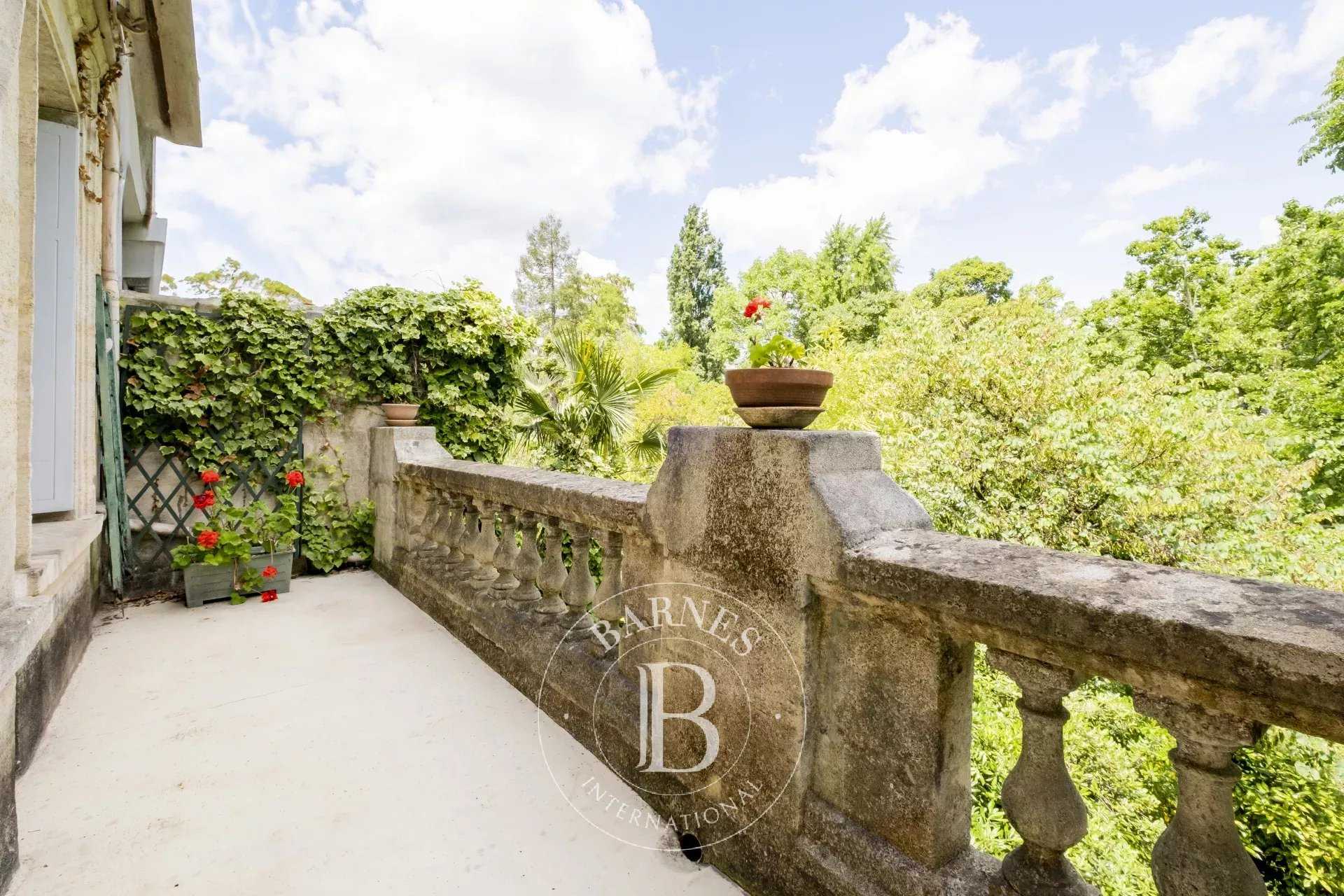 Apartment Bordeaux  -  ref 85959024 (picture 2)