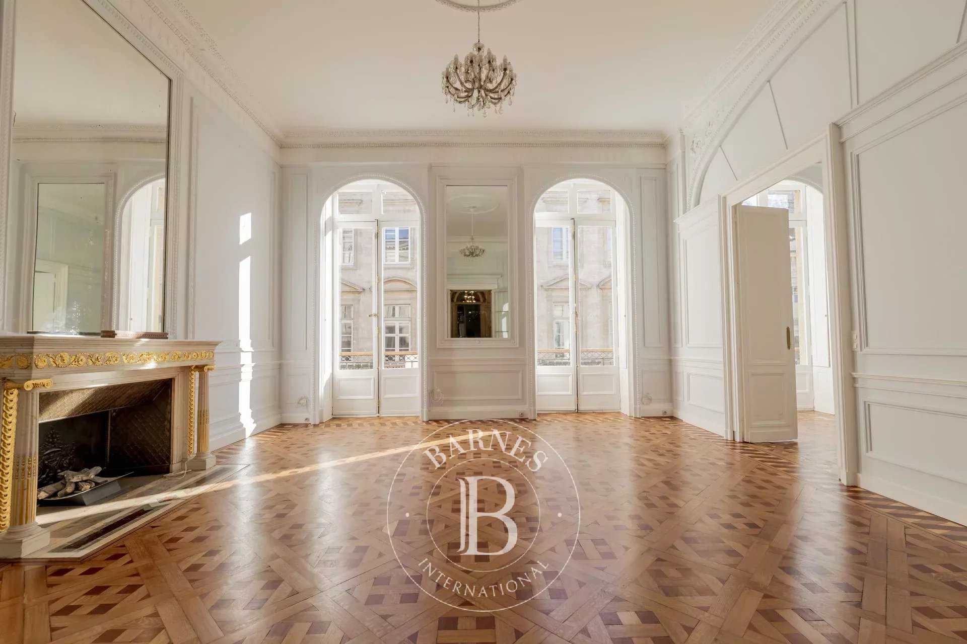 Appartement Bordeaux  -  ref 82953129 (picture 1)