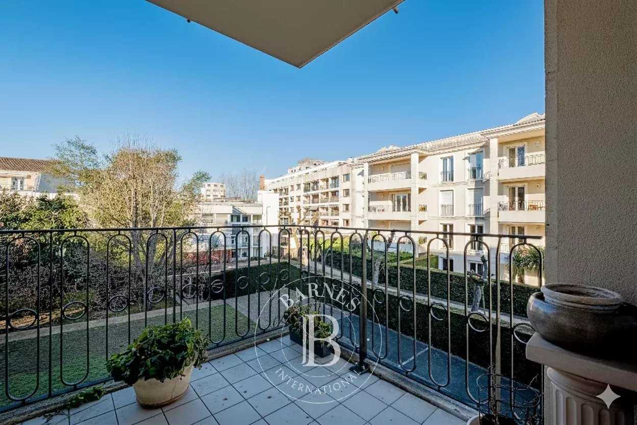 Apartment Bordeaux  -  ref 86617521 (picture 2)