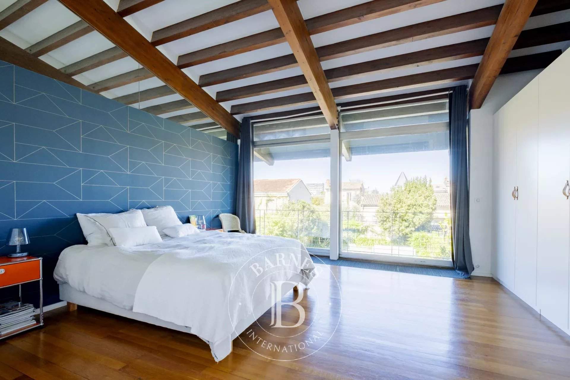 Bordeaux  - Maison 8 Pi&egrave;ces 5 Chambres - picture 11