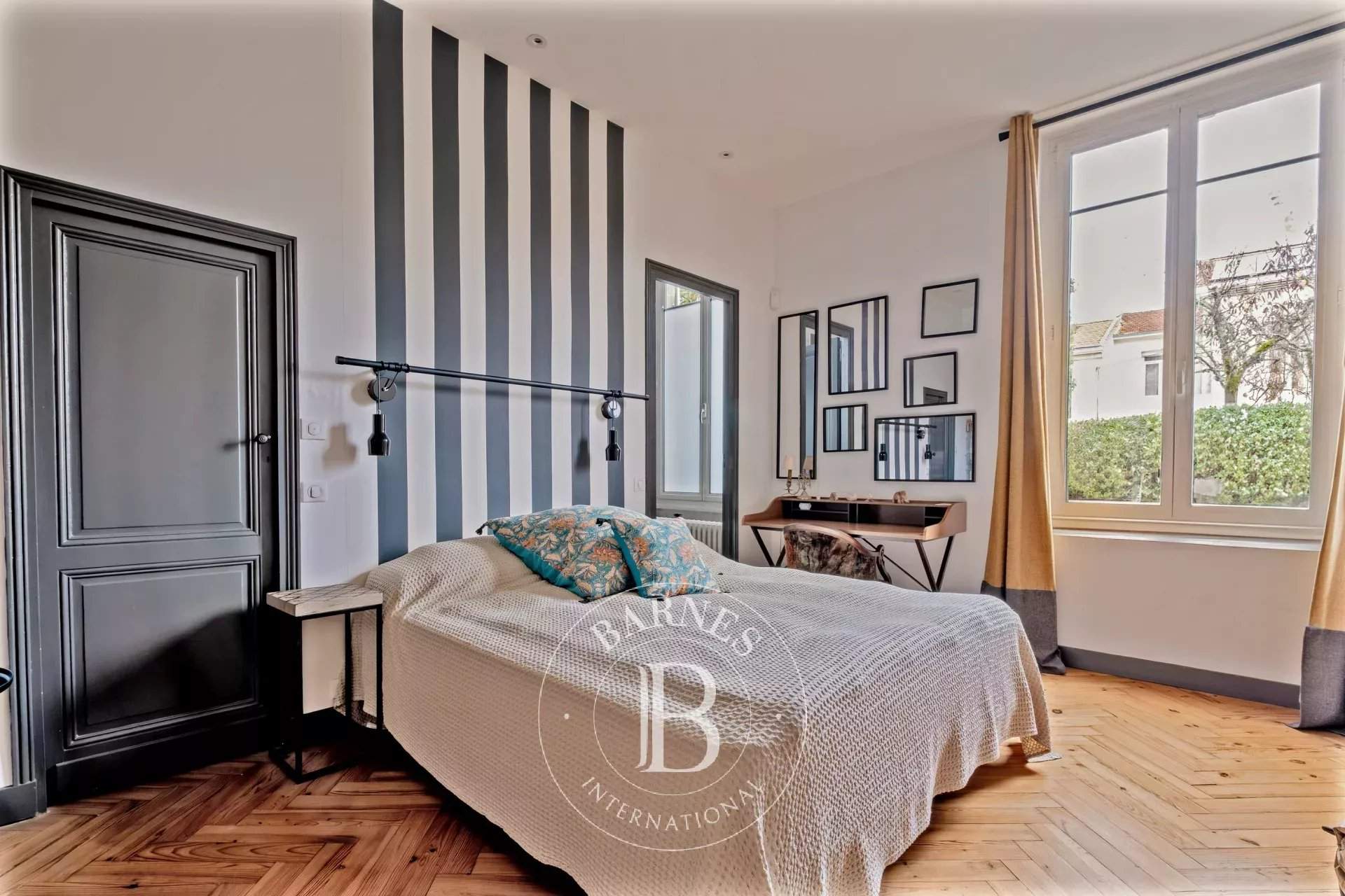 Le Bouscat  - Maison 8 Pi&egrave;ces 5 Chambres - picture 12