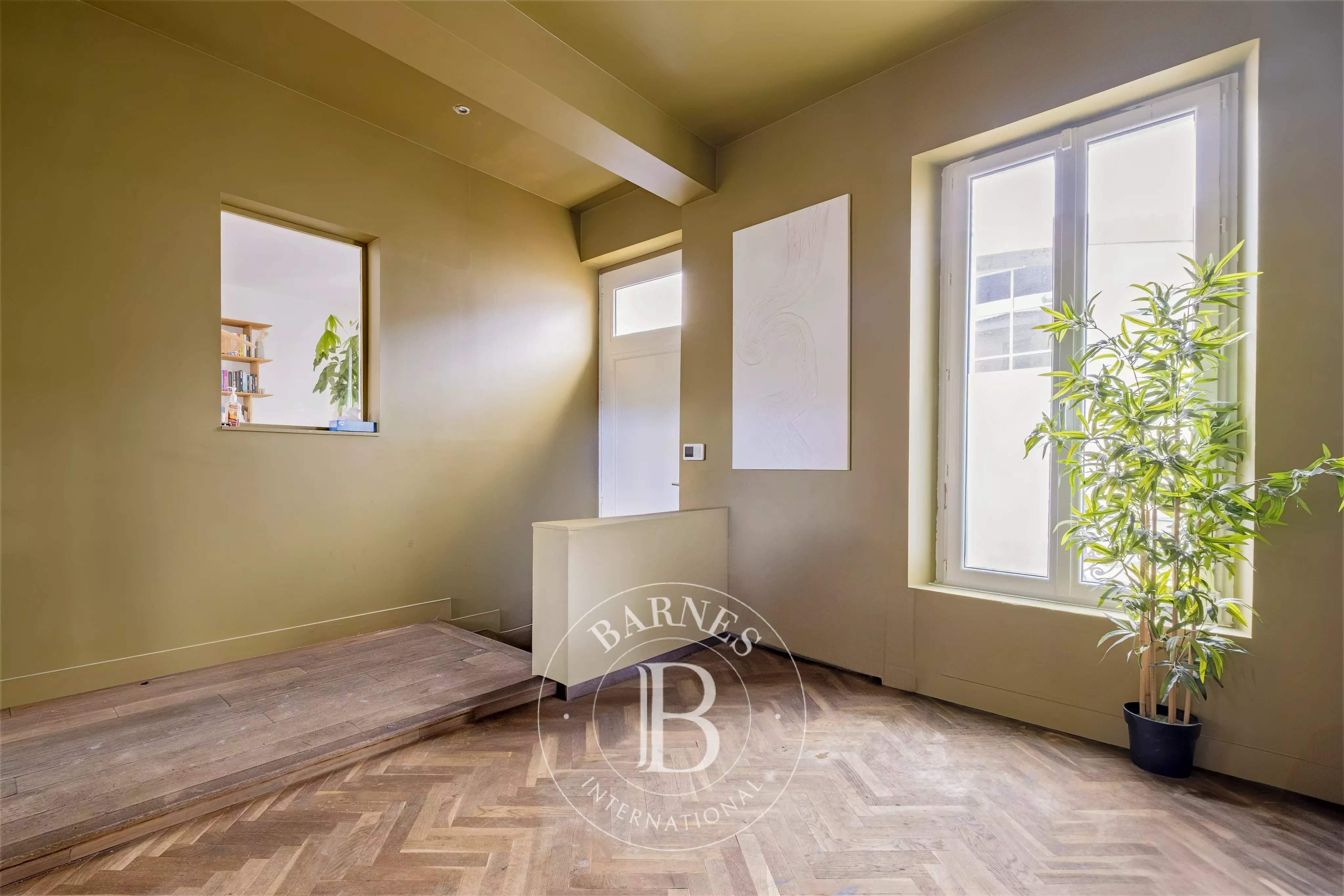 Bordeaux  - Maison 9 Pi&egrave;ces 6 Chambres - picture 9