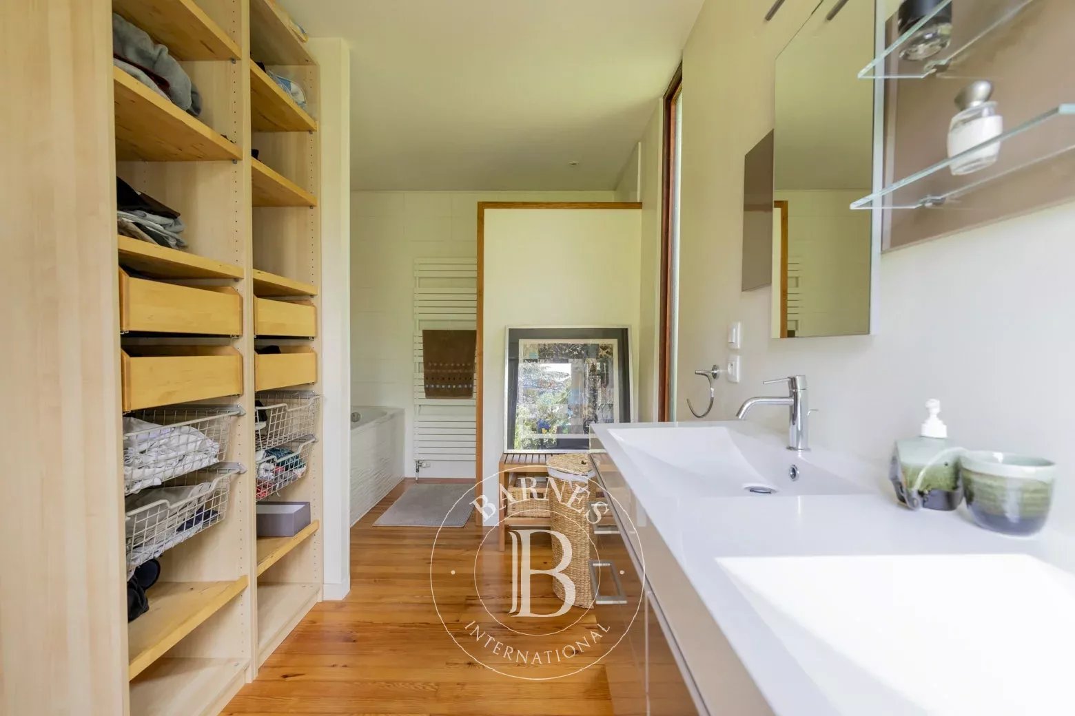 Talence  - Maison 10 Pi&egrave;ces 5 Chambres - picture 15