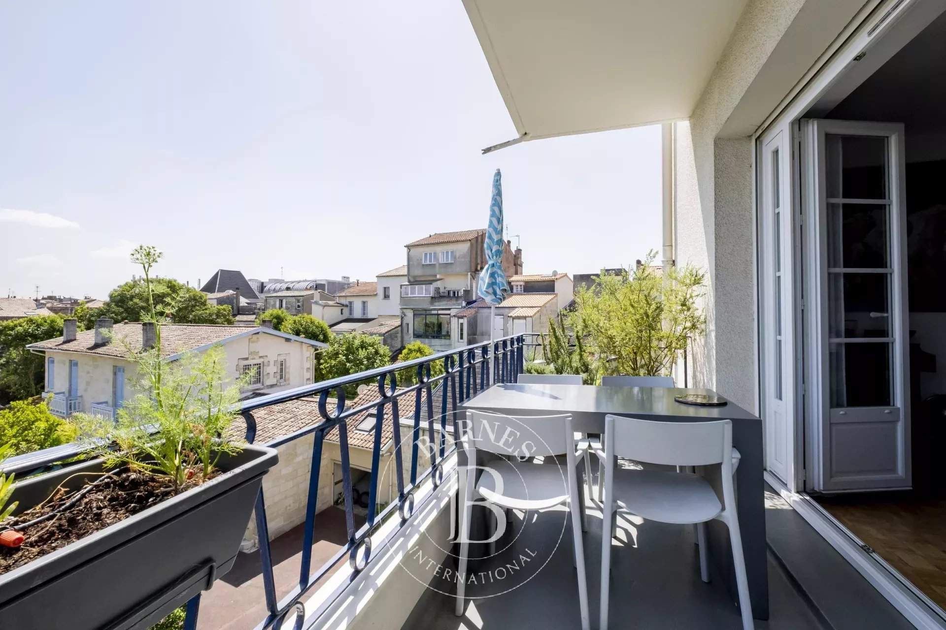 Bordeaux  - Apartment 4 Bedrooms - picture 1