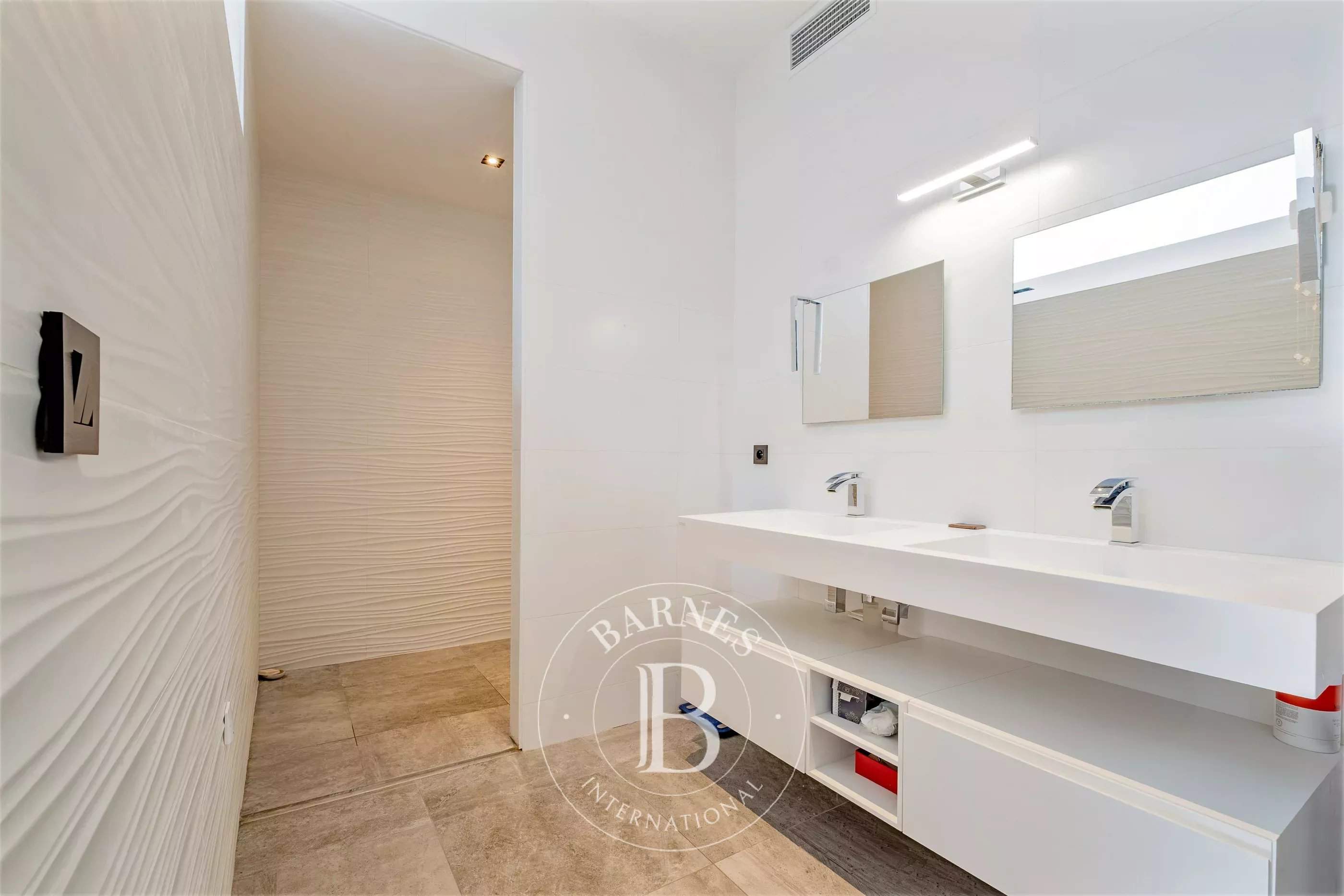 Mérignac  - Maison 8 Pi&egrave;ces 5 Chambres - picture 9