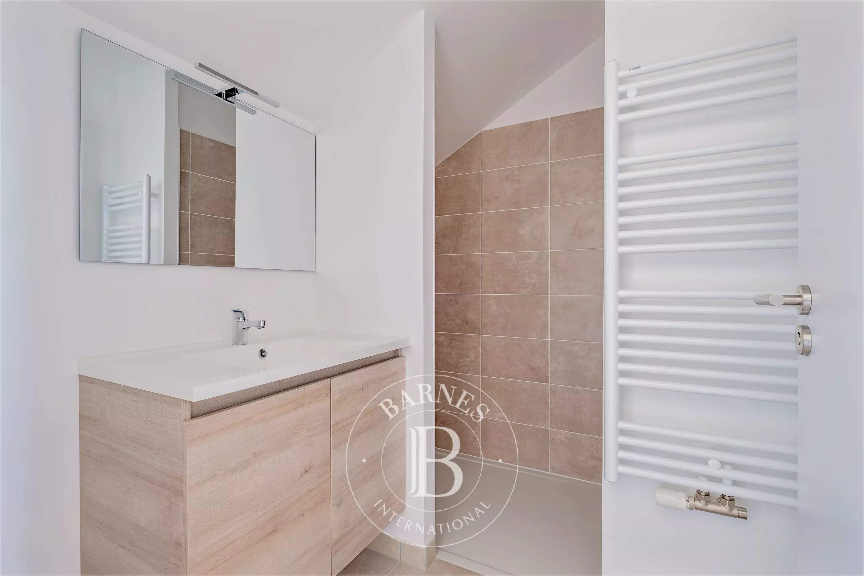 Bordeaux  - Appartement 5 Pi&egrave;ces 3 Chambres - picture 10