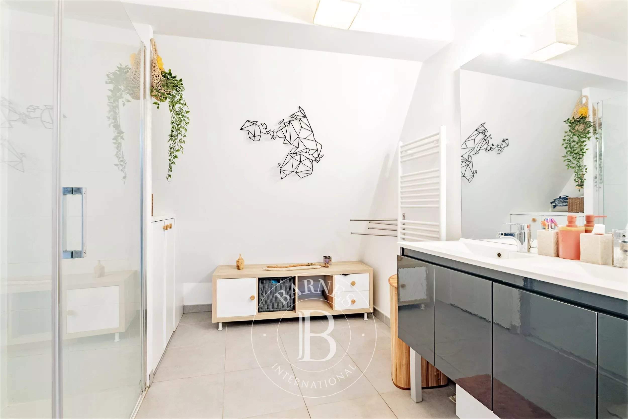 Bordeaux  - Appartement 5 Pi&egrave;ces 4 Chambres - picture 10